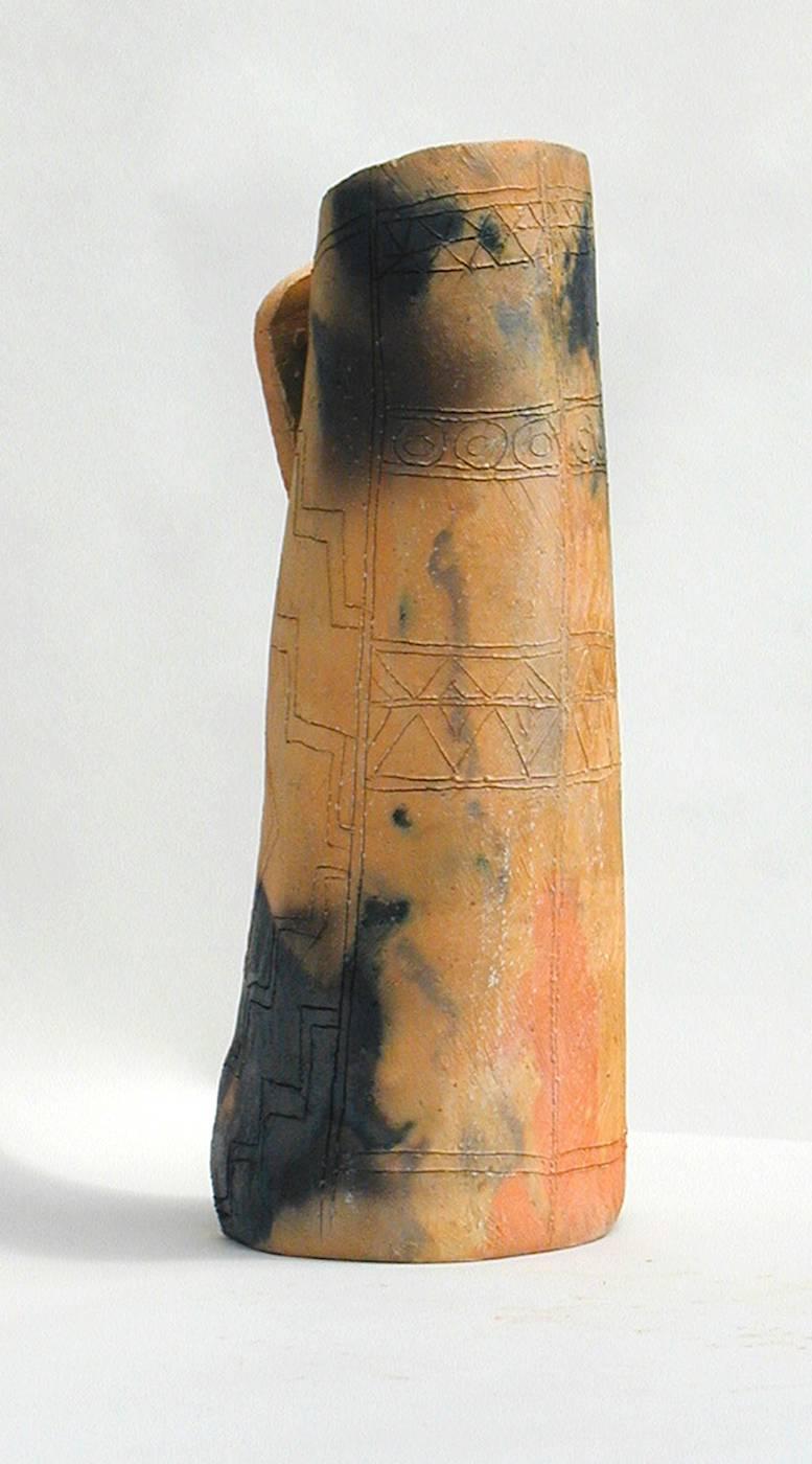 Tupuna Serie #2, Vorfahren aus Leder, Maori-Keramikbildhauer Wi Taepa, Lederbänder im Angebot 2