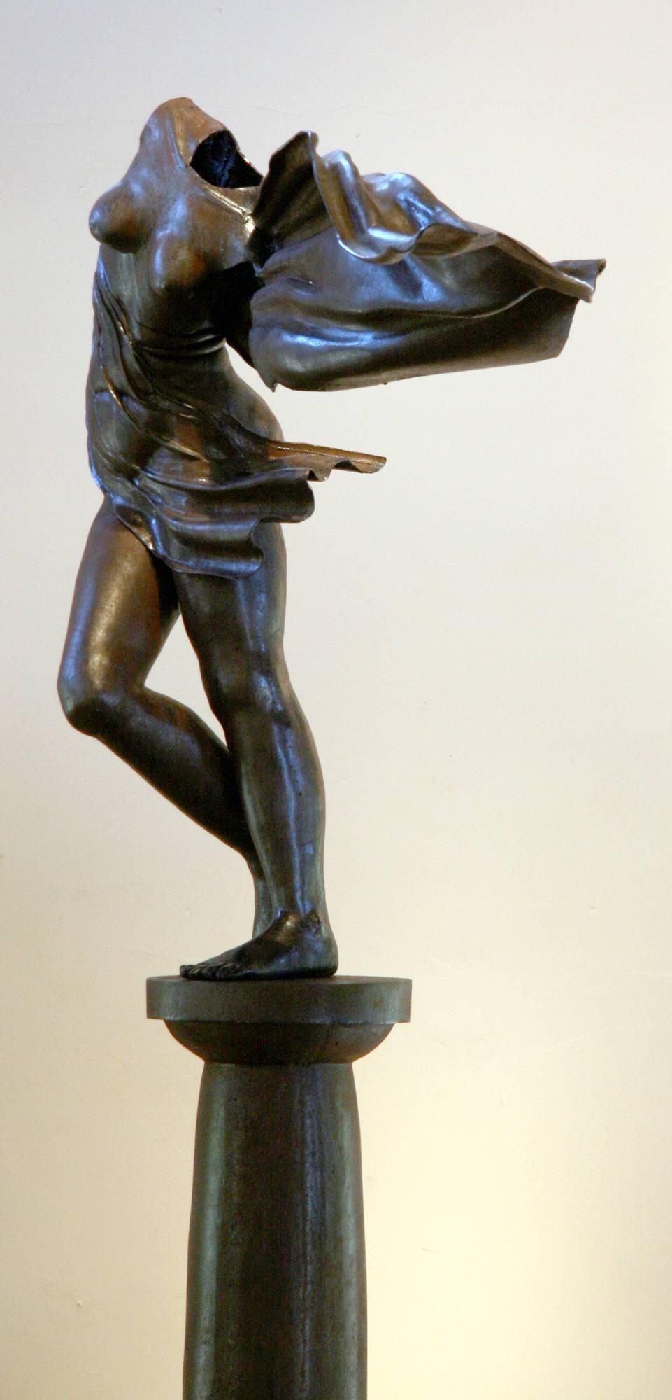 Long Gone by Rodger Jacobsen, weibliche nackte Bronzeskulptur, Steinsockel, zeitgenössisch im Angebot 3