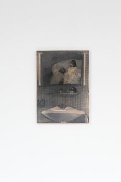 Pittura figurativa contemporanea per interni di bagno in tonalità neutre, Alba Fabre