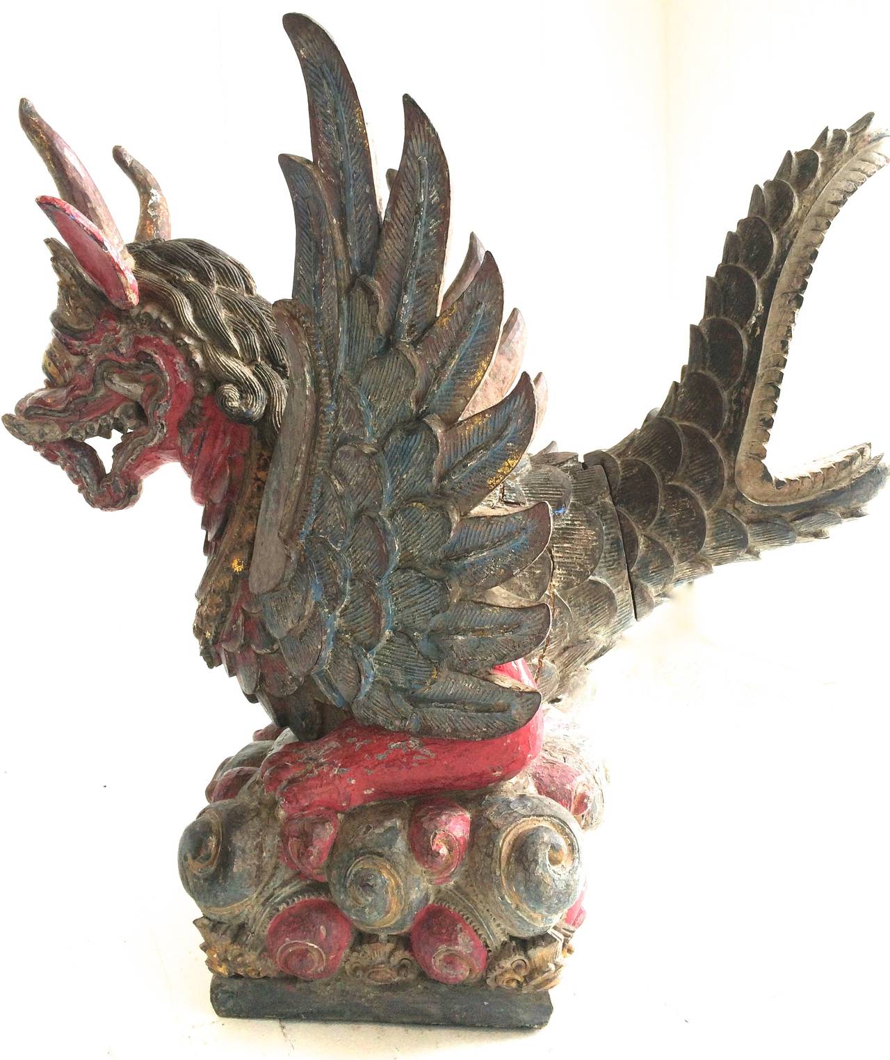 bali dragon statue