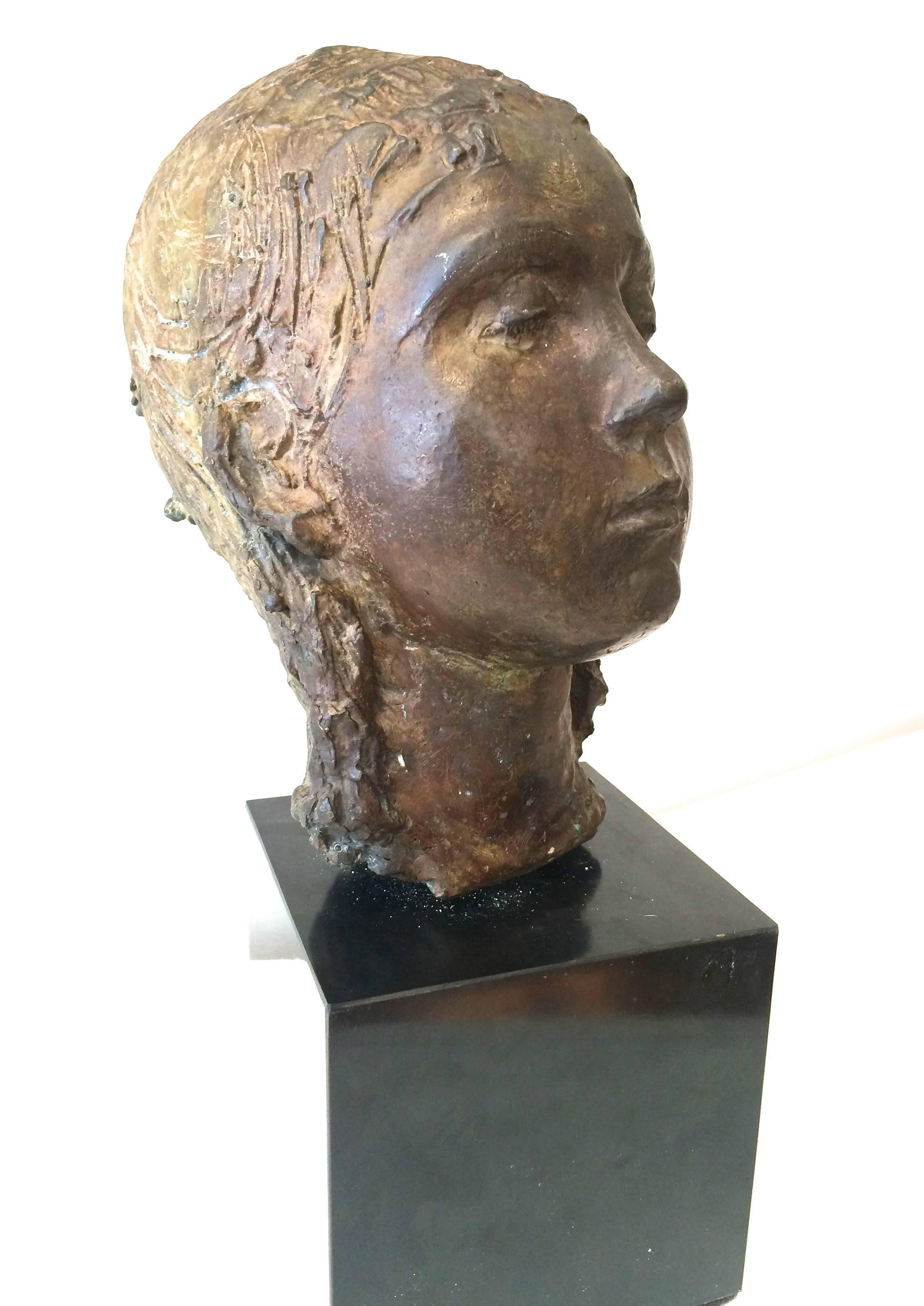 Dorotea Shwarcz Greenboum Figurative Sculpture - Young Girl Bronze Sculpture