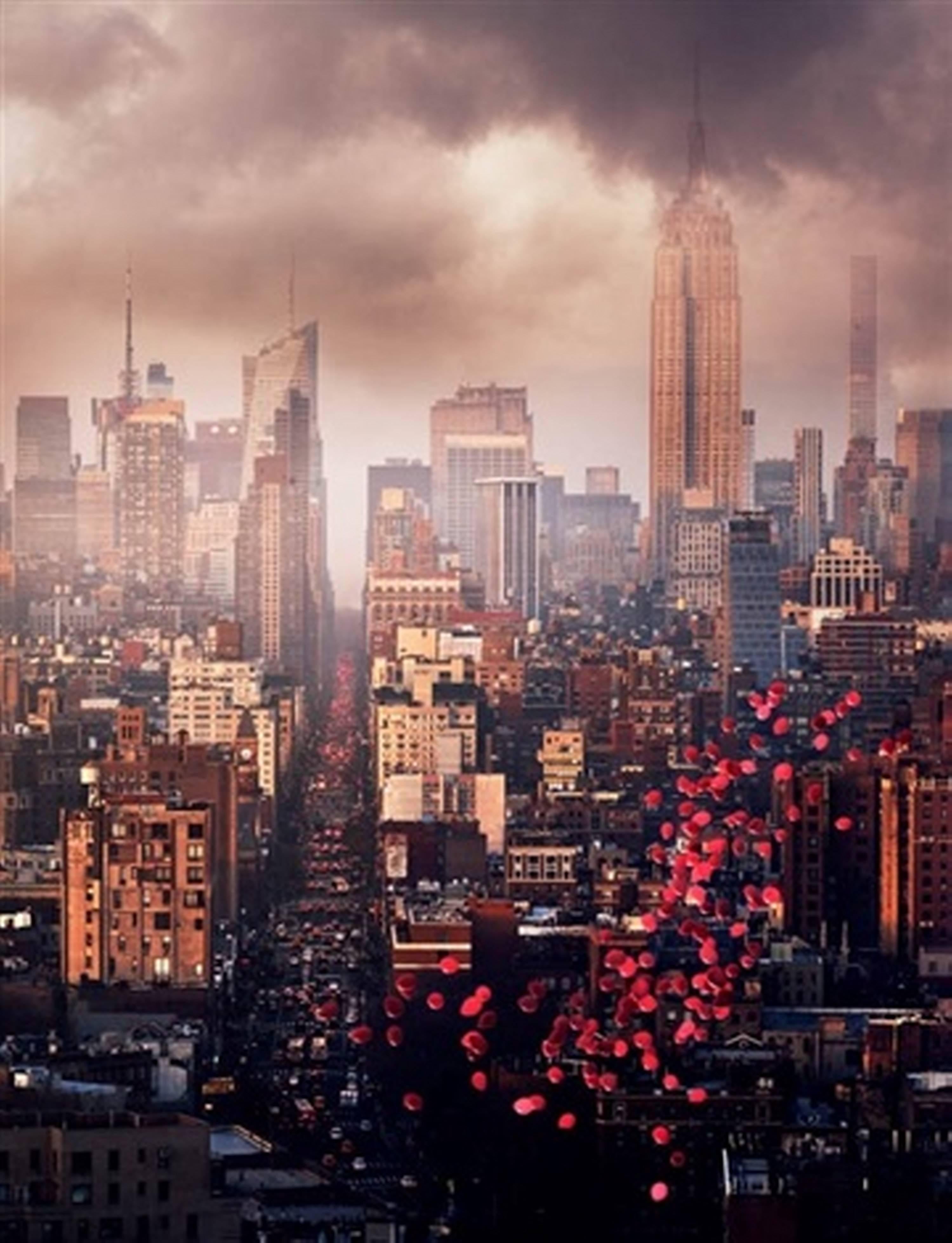David Drebin Color Photograph - Balloons over New York