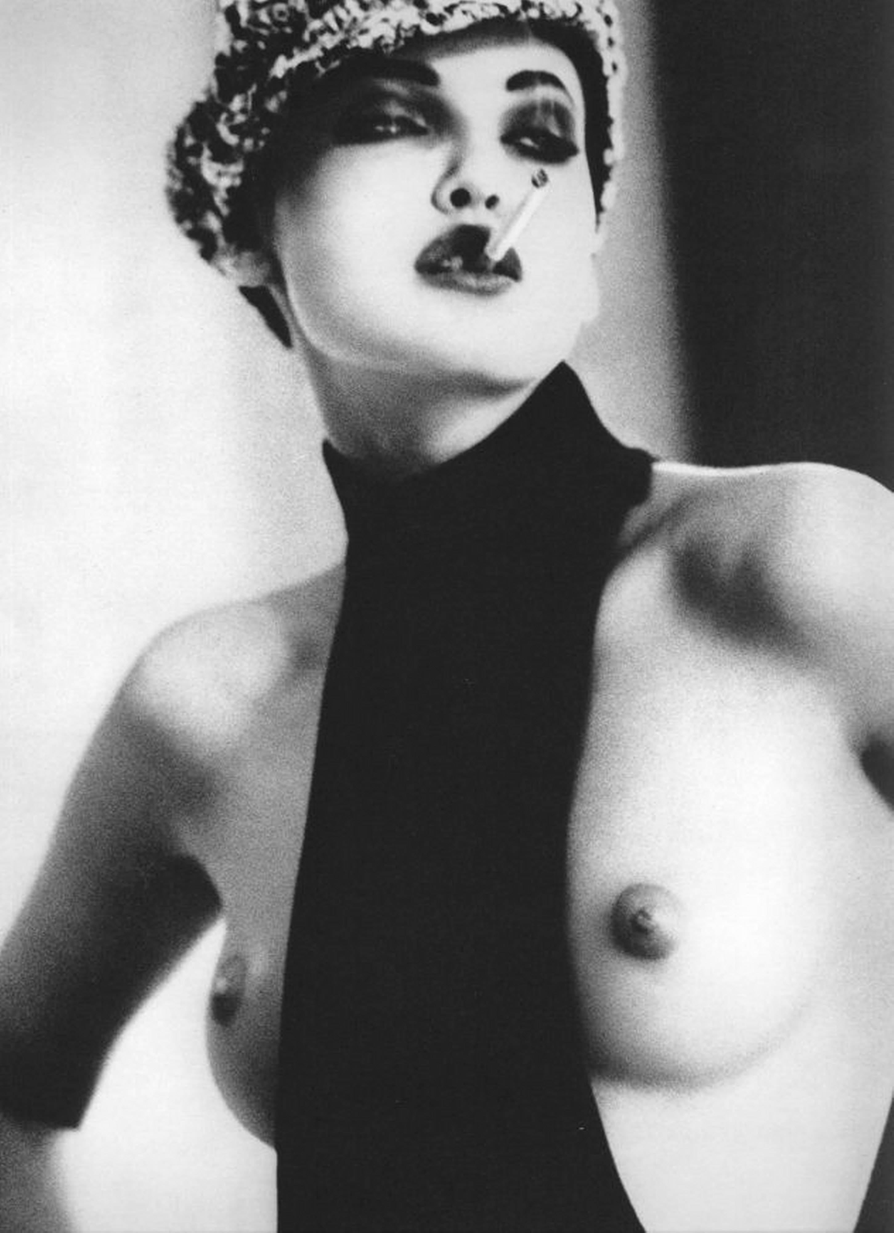 Ellen von Unwerth Nude Photograph - Nadja Auermann, Smoke - nude portrait with cigarette, fine art photography