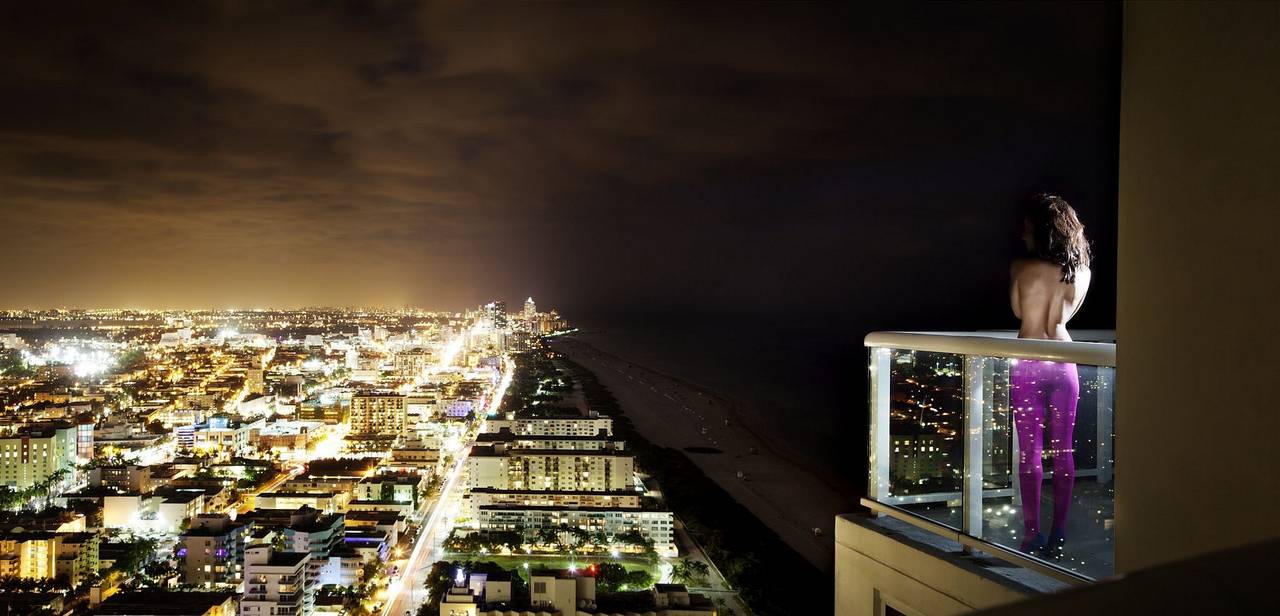 David Drebin Color Photograph - Glittering City