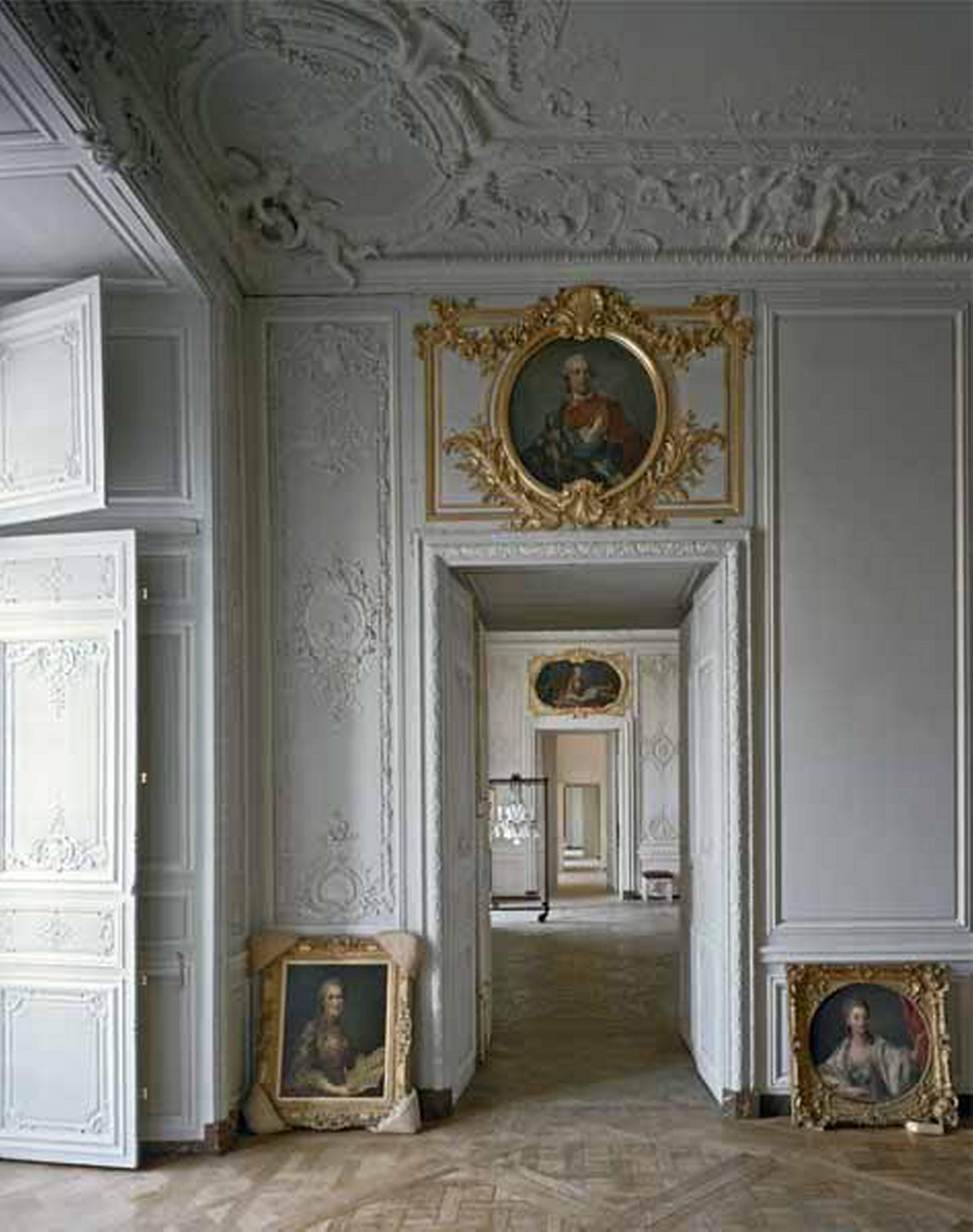 Robert Polidori Color Photograph - Appartements des enfants de Louis XV, Grand Cabinet de Madame Victoire