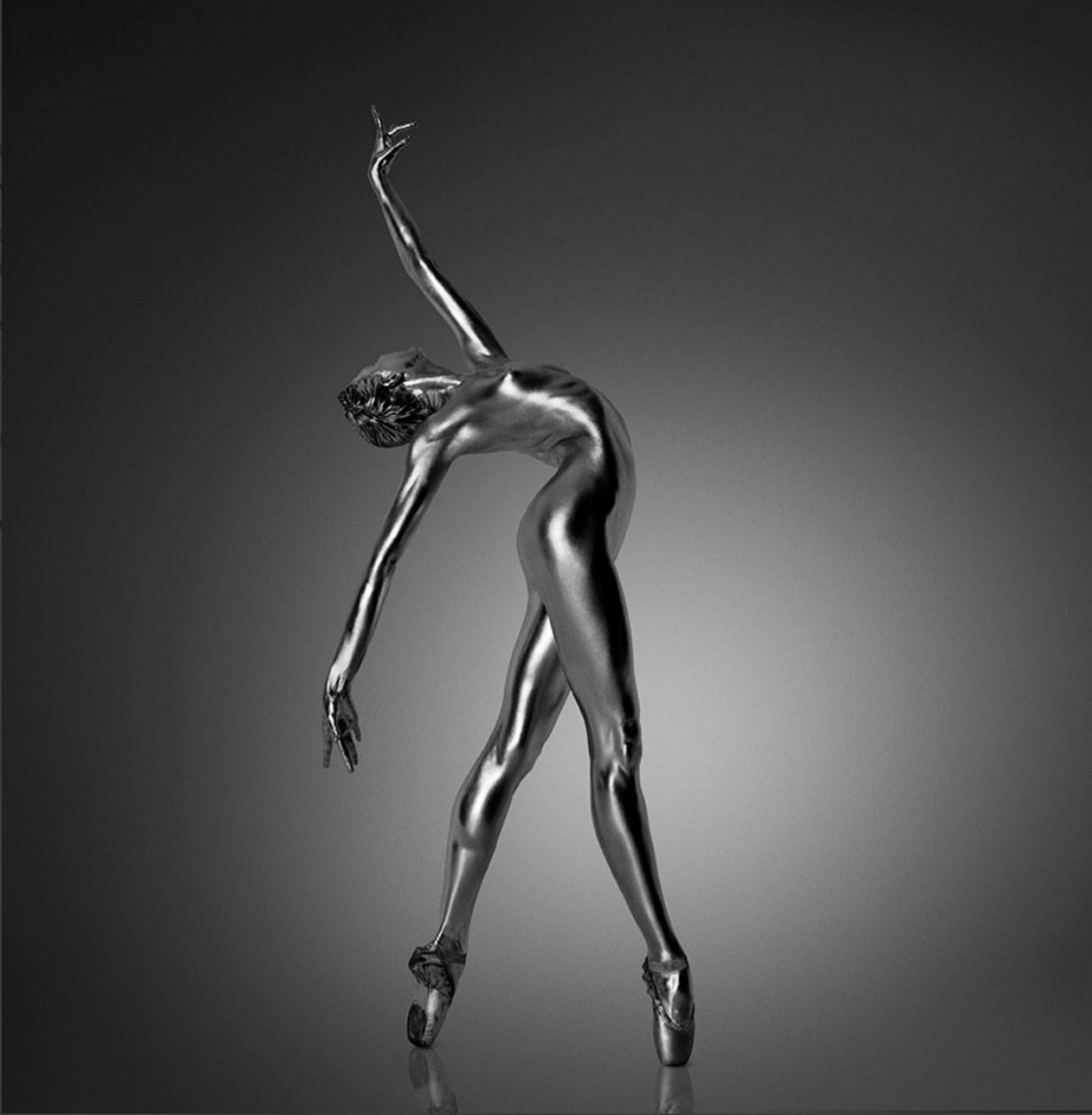 Guido Argentini Nude Photograph – Zucchinienfarbenes