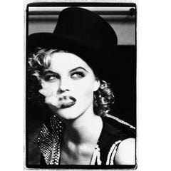 Eva Herzigova smoking 4