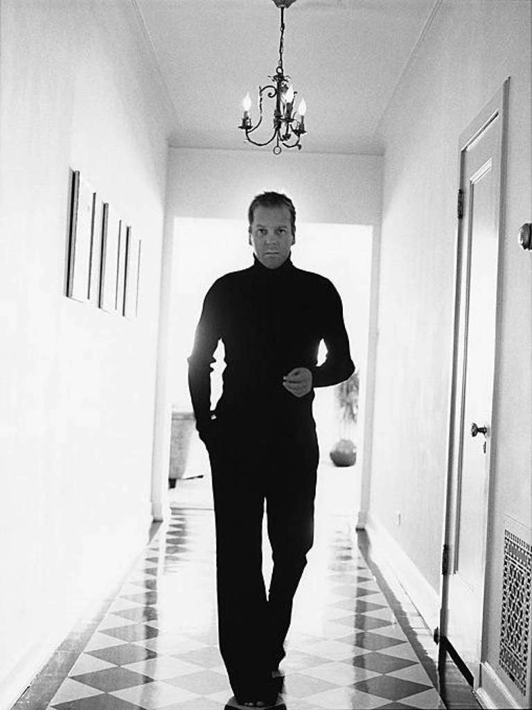 Nigel Parry Black and White Photograph - Kiefer Sutherland