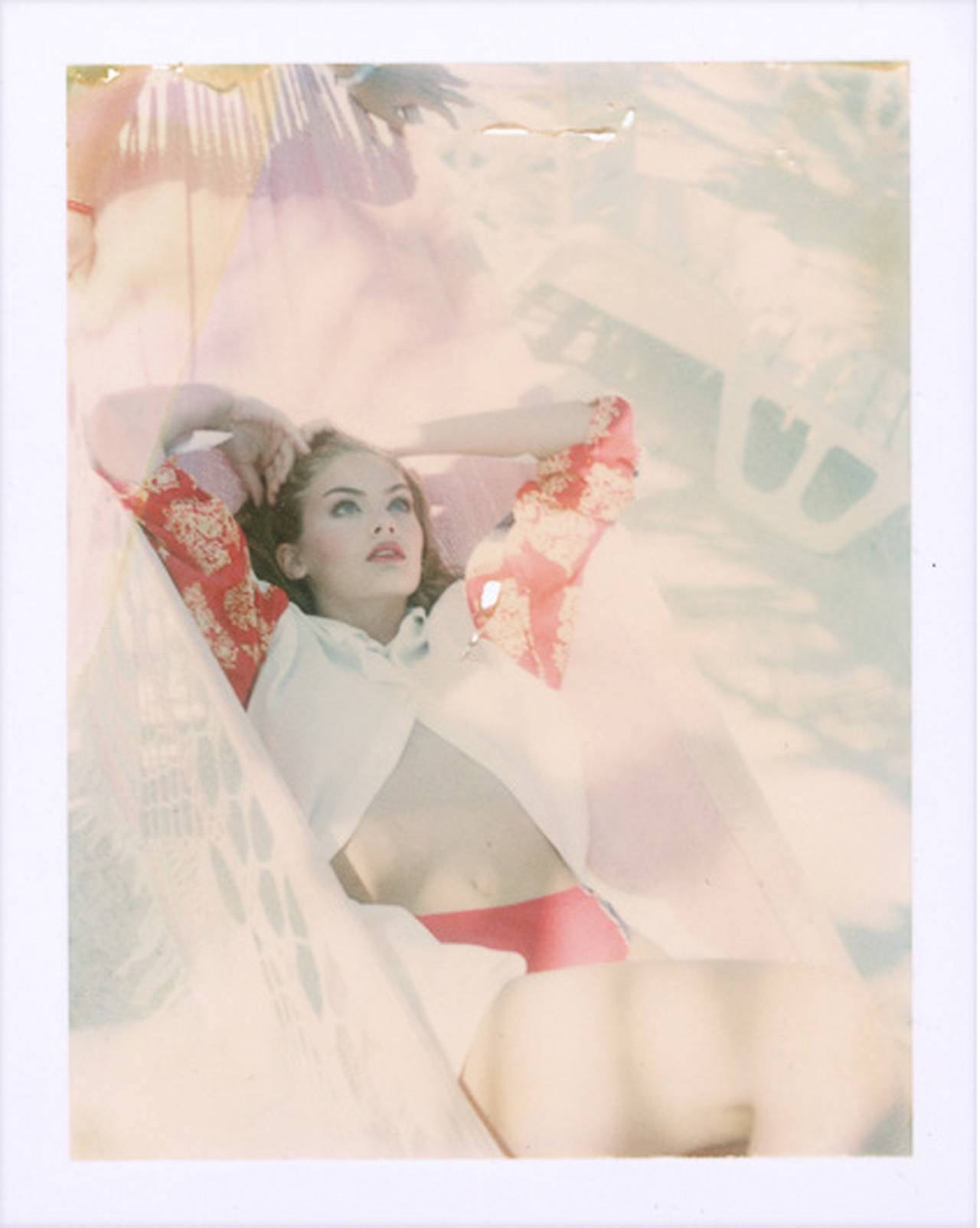 Color Photograph Bruno Bisang - Kelly Stewart pour Amica, Islamorada