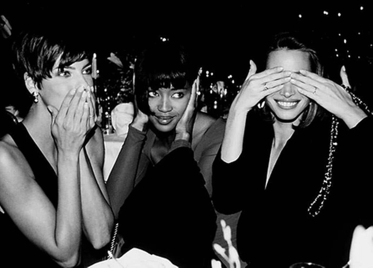 Roxanne Lowit Portrait Photograph - Linda Evangelista, Naomi Campbell and Christy Turlington - supermodels in b&w