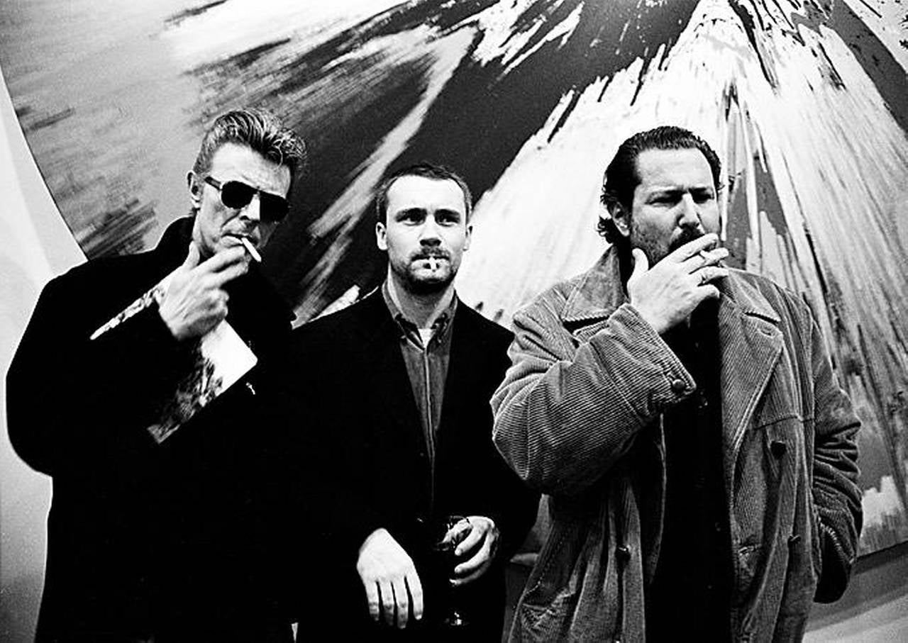 Roxanne Lowit Portrait Photograph - David Bowie, Damien Hirst, Julian Schnabel, New York - three artists smoking