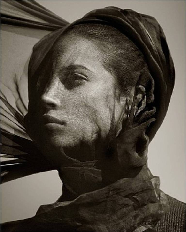 Albert Watson Black and White Photograph – Christy Turlington Veil