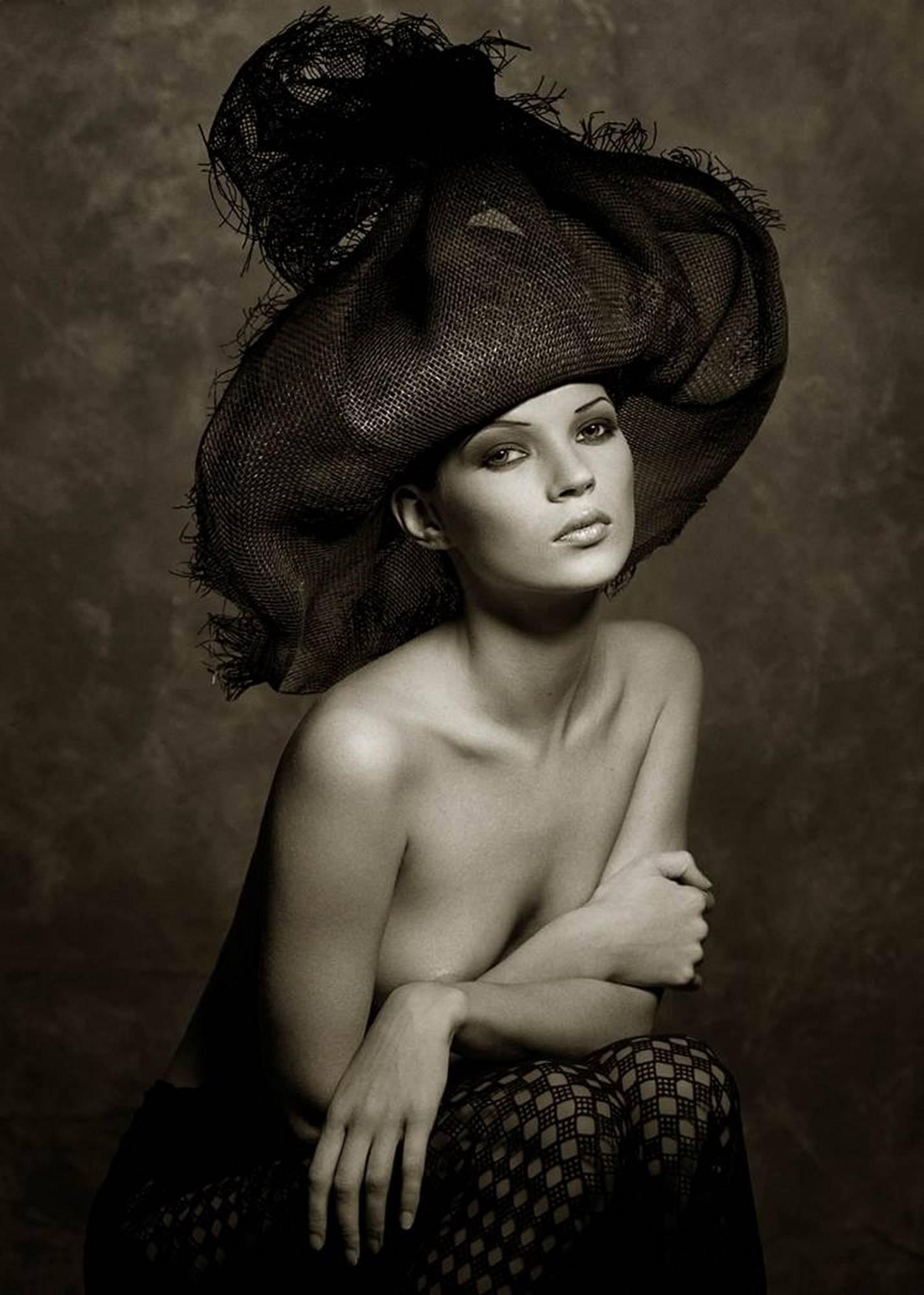 Albert Watson Black and White Photograph - Kate Moss with Hat, Marrakech