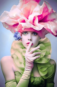 Haute Couture n. 5 - Le Secret des Fleurs: stampa giclée incorniciata su carta Hahnemühle