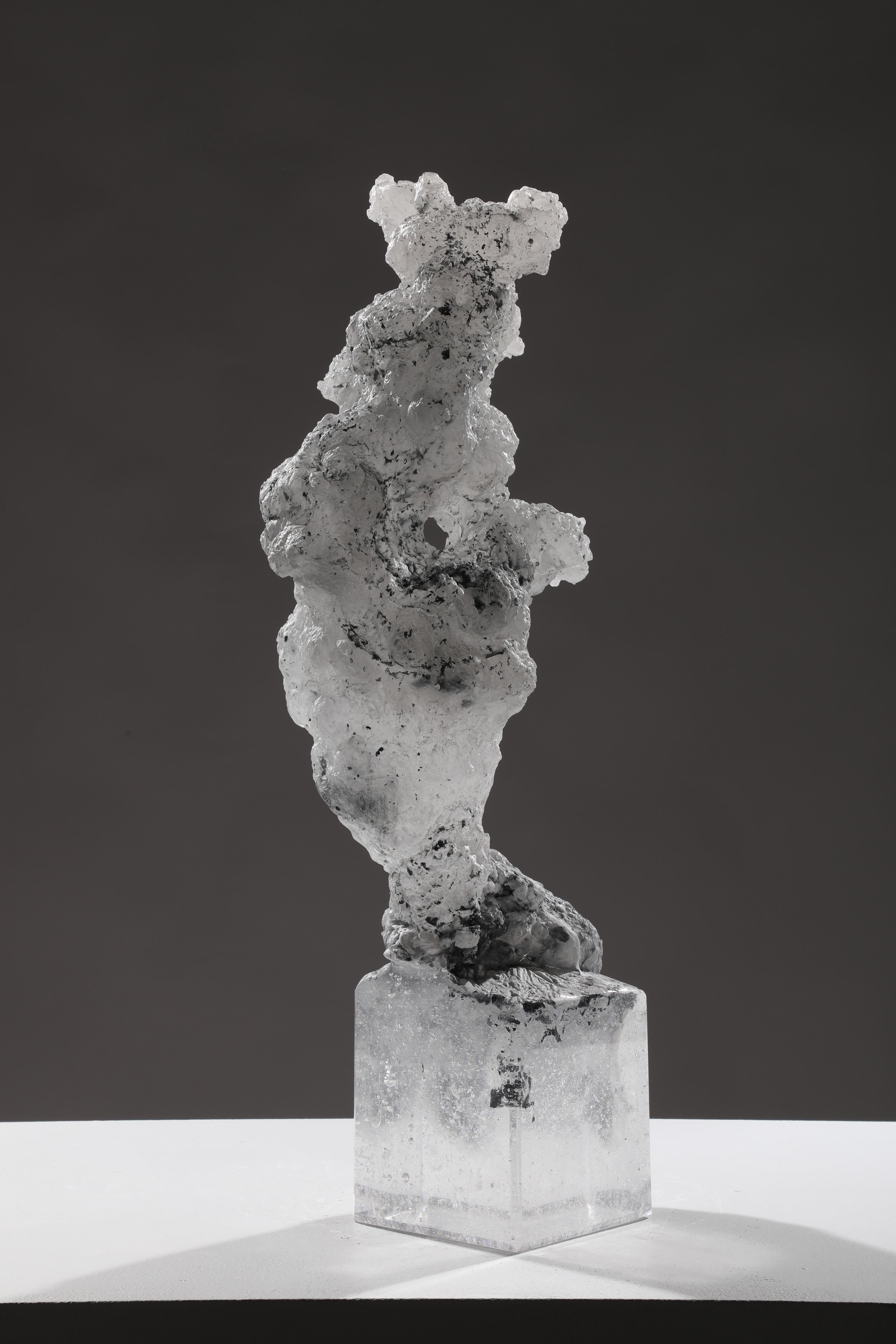 Contemporary Cast Glass Sculpture, 'Malaita 3', 2022 von David Ruth im Angebot 1