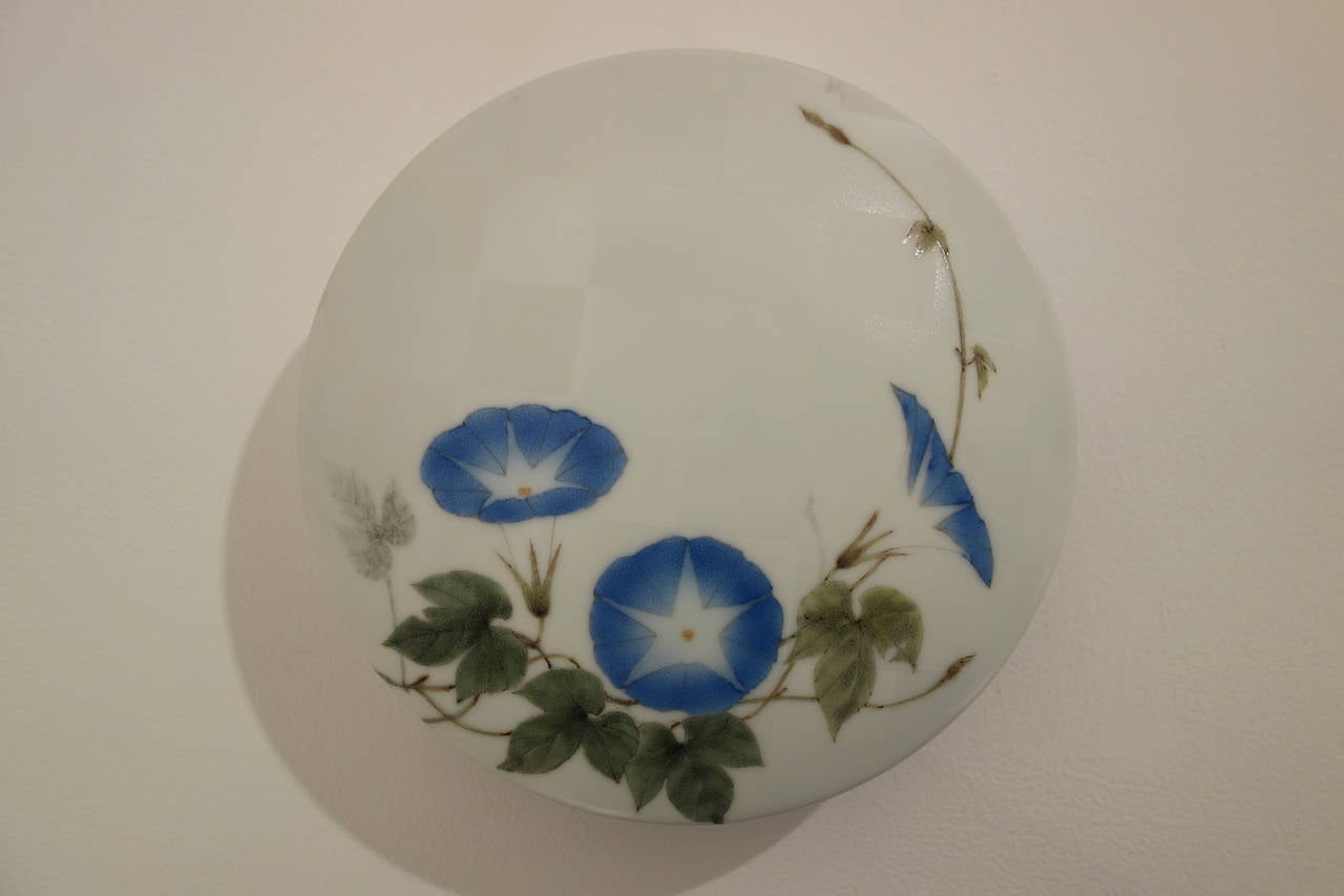 Porcelain Container with Asagao (Morning glory) Design by Eno Masatake 2