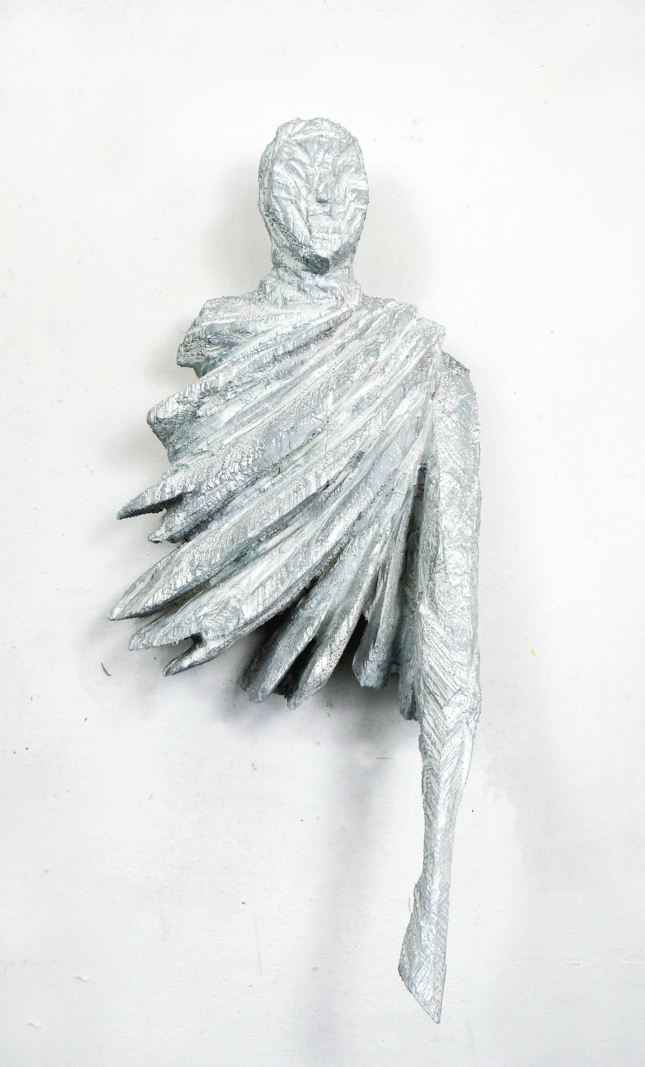 Wall Body - Sculpture by Christofer Kochs