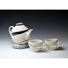Tea Pot Old Crawl I and Teacups 11