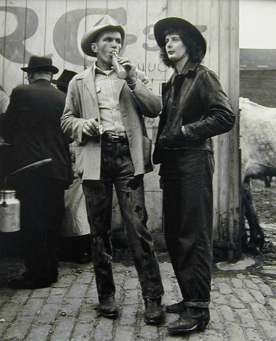 Morris Engel Black and White Photograph - Horse Auction Couple - Brooklyn