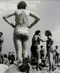 Vintage Women, Coney Island