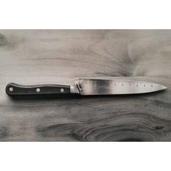 Cuchillo, Madrid (knife-ruler) 9
