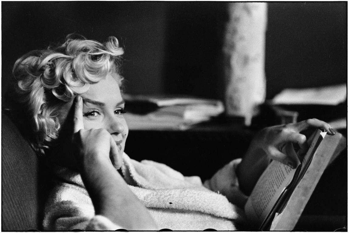 Elliott Erwitt Black and White Photograph - Marilyn Monroe, New York City