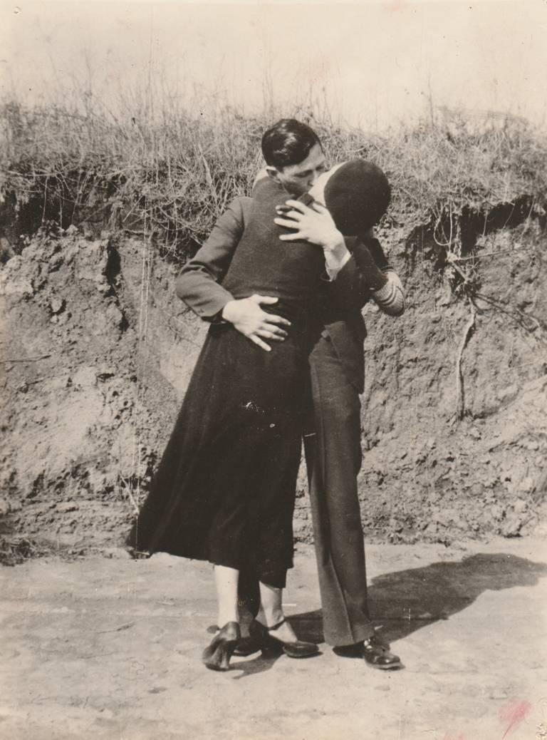 Unknown Black and White Photograph - Bonnie & Clyde: The End