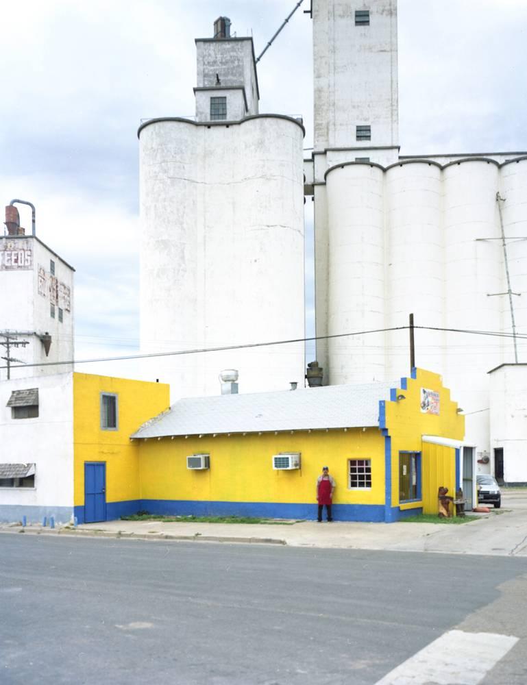 North Texas: Grain elevators, Pastor Lopez, Michoacana restaurant, Perryton