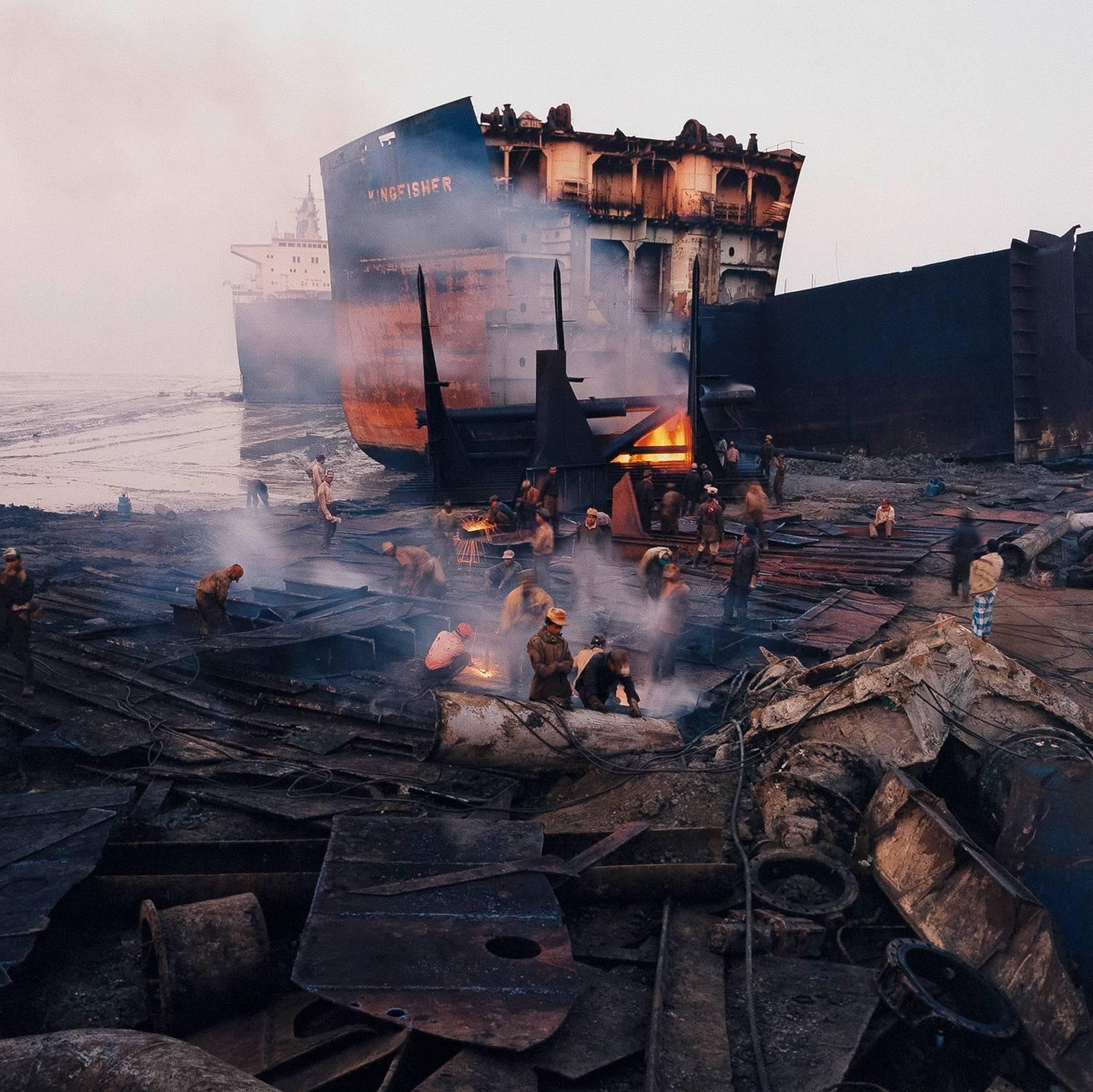 shipbreaking edward burtynsky