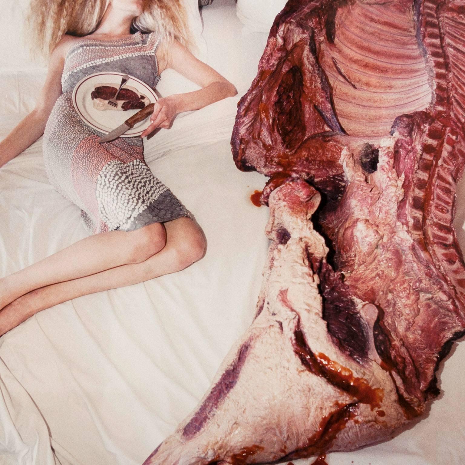 Manteau de viande:: Las Vegas - Gris Portrait Print par David LaChapelle