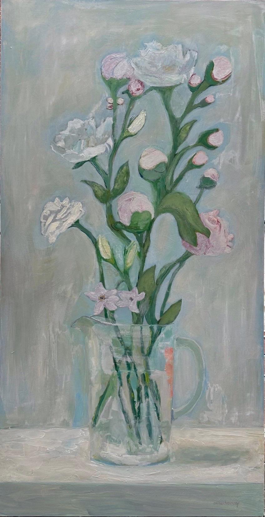 Dans cette grande œuvre, l'artiste a représenté un joli bouquet de pivoines dans différents états de floraison. Le pichet en verre qui les contient brille dans la lumière et projette une ombre sur la table. 

Anne Harney est une peintre figurative