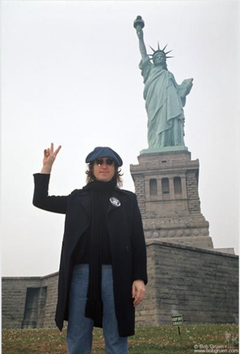 John Lennon, Statua della Libertà