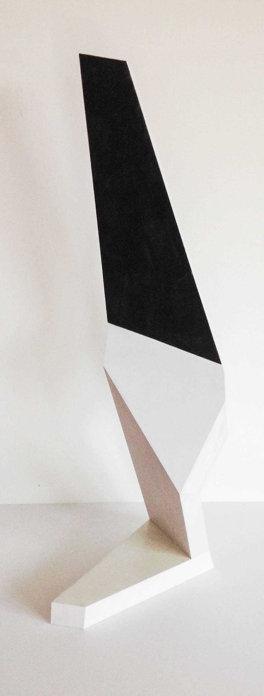 Dai Ban Abstract Sculpture - Kneeling Figure (Modern Abstract Minimalist Standing Sculpture in White & Black)