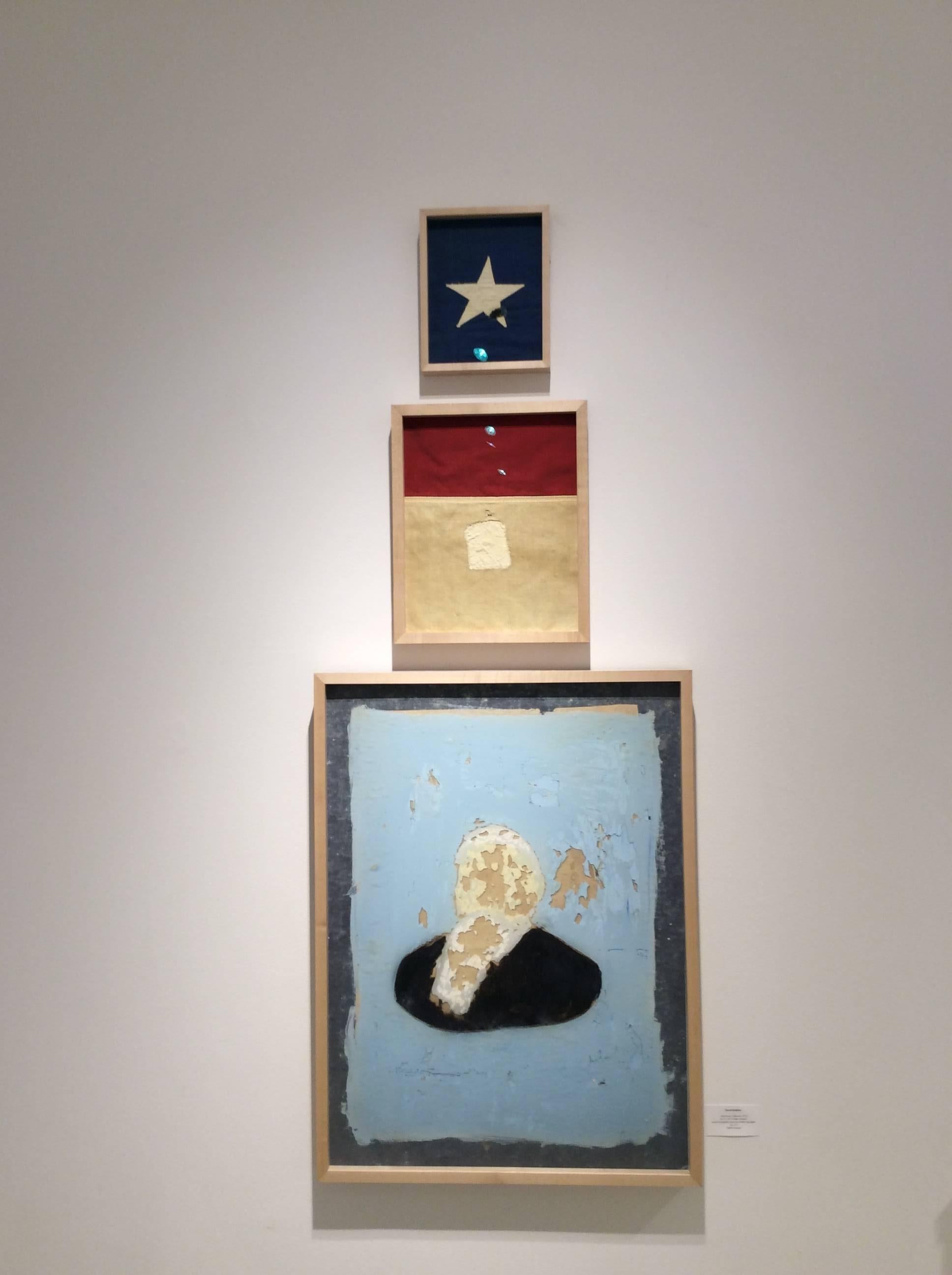 Amerikanisch, Unbekannt (Graphic, Vintage-Stil Rot, Weiß, Blau Patriotic Triptychon)  – Photograph von David Halliday