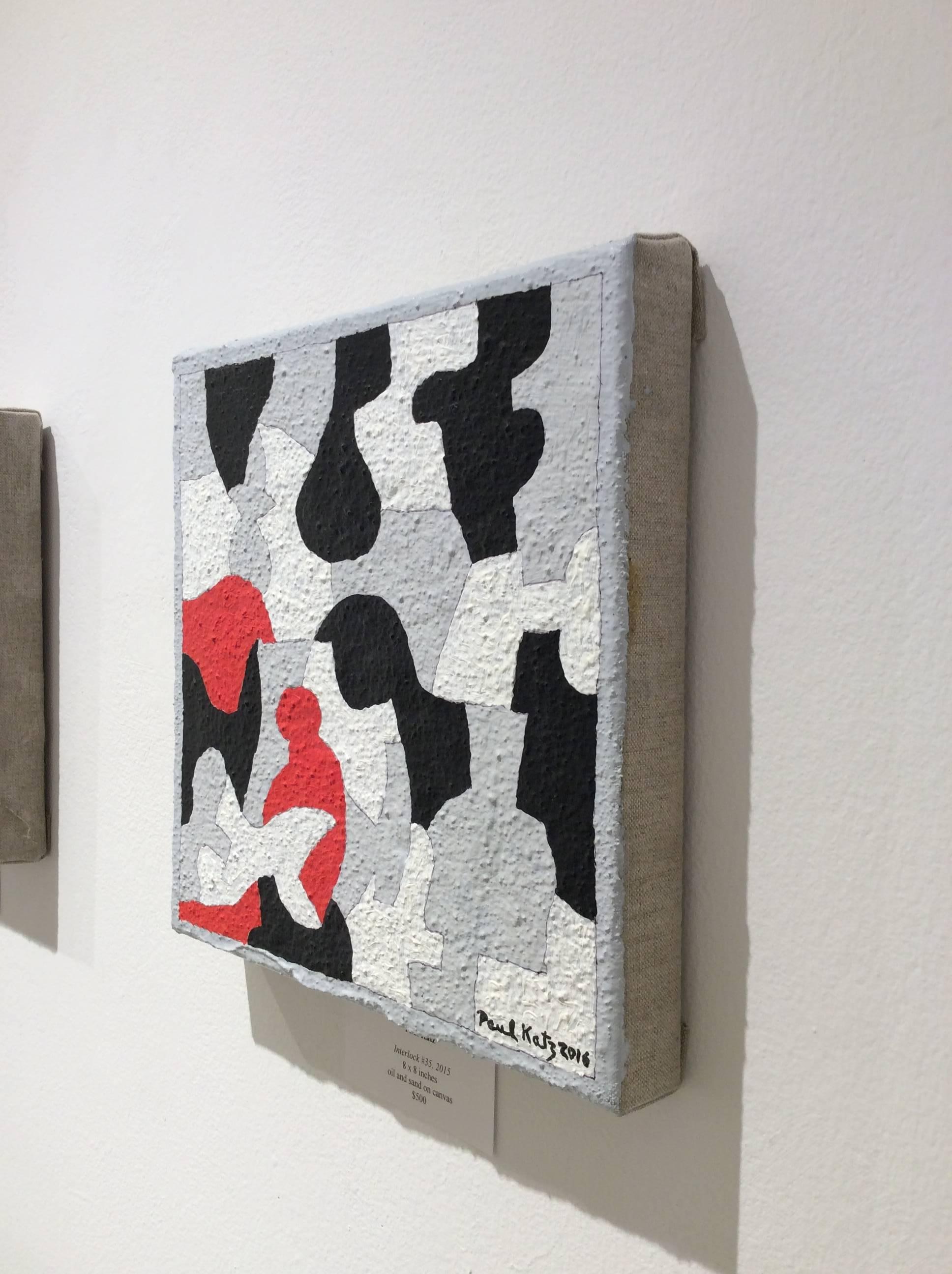 Interlock n° 35 (peinture abstraite rouge, noire, blanche et grise sur toile - Painting de Paul Katz