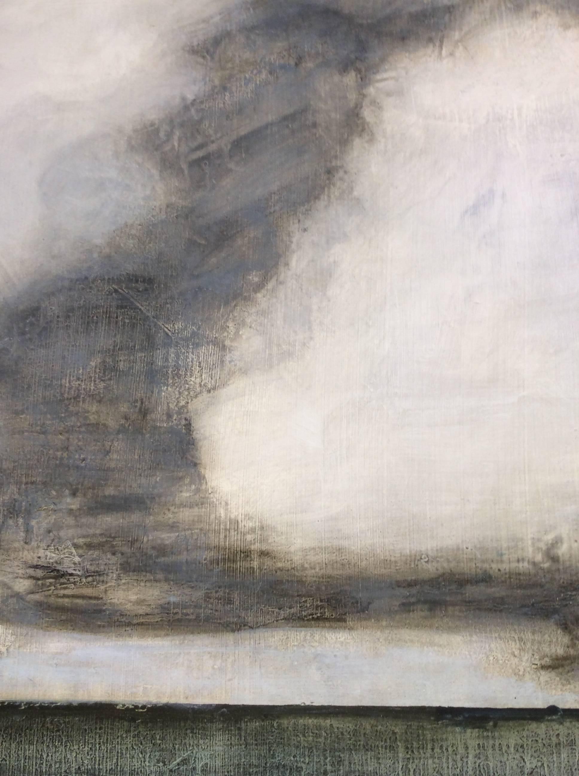 Cumulus (Modernes, gestisches Landschaftsgemälde einer grauen Wolke und eines blauen Feldes in Oxford) 1