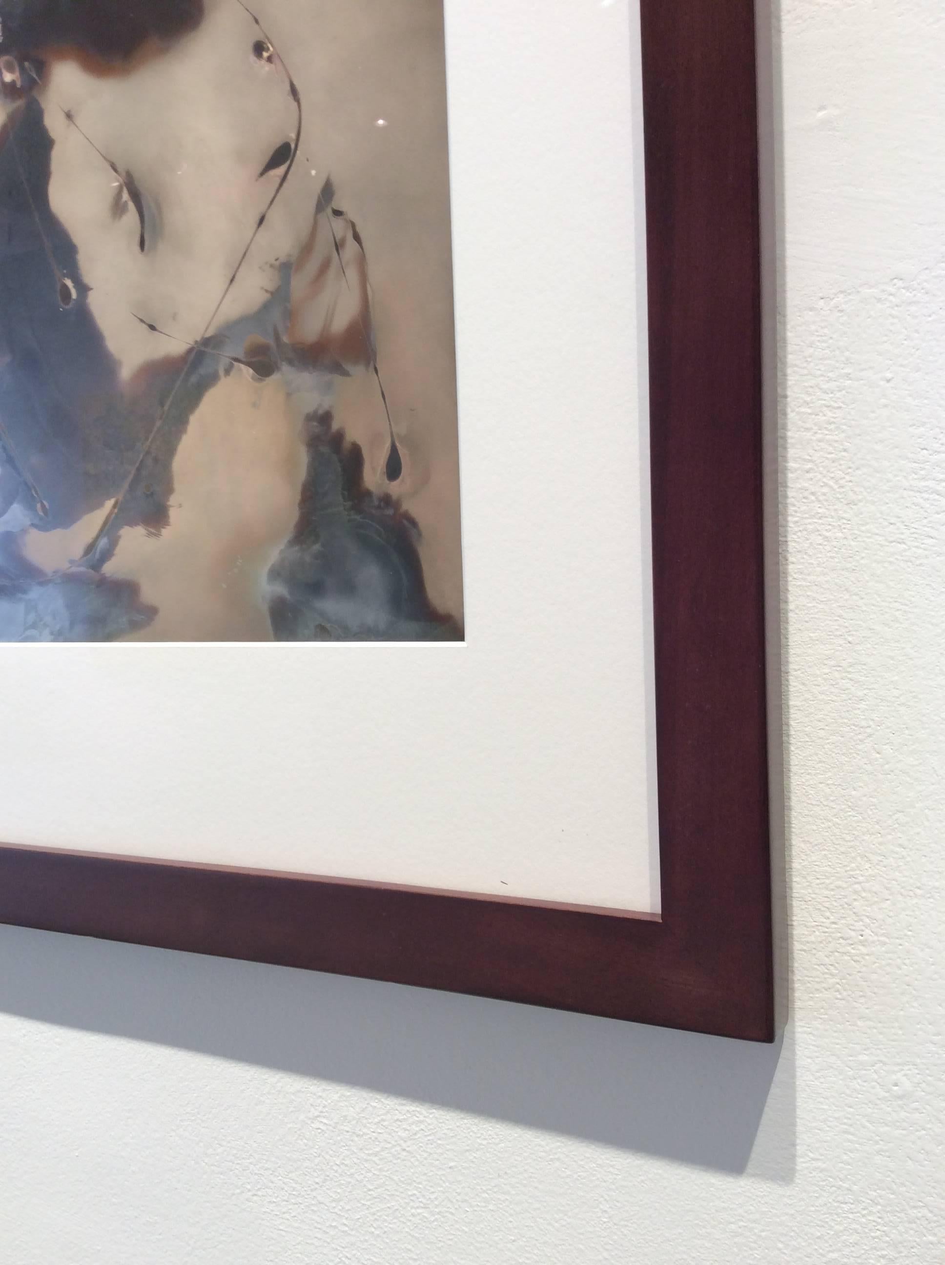 In memoria di #10 (Monoprint astratto) - Abstract Photograph Grigio di Birgit Blyth