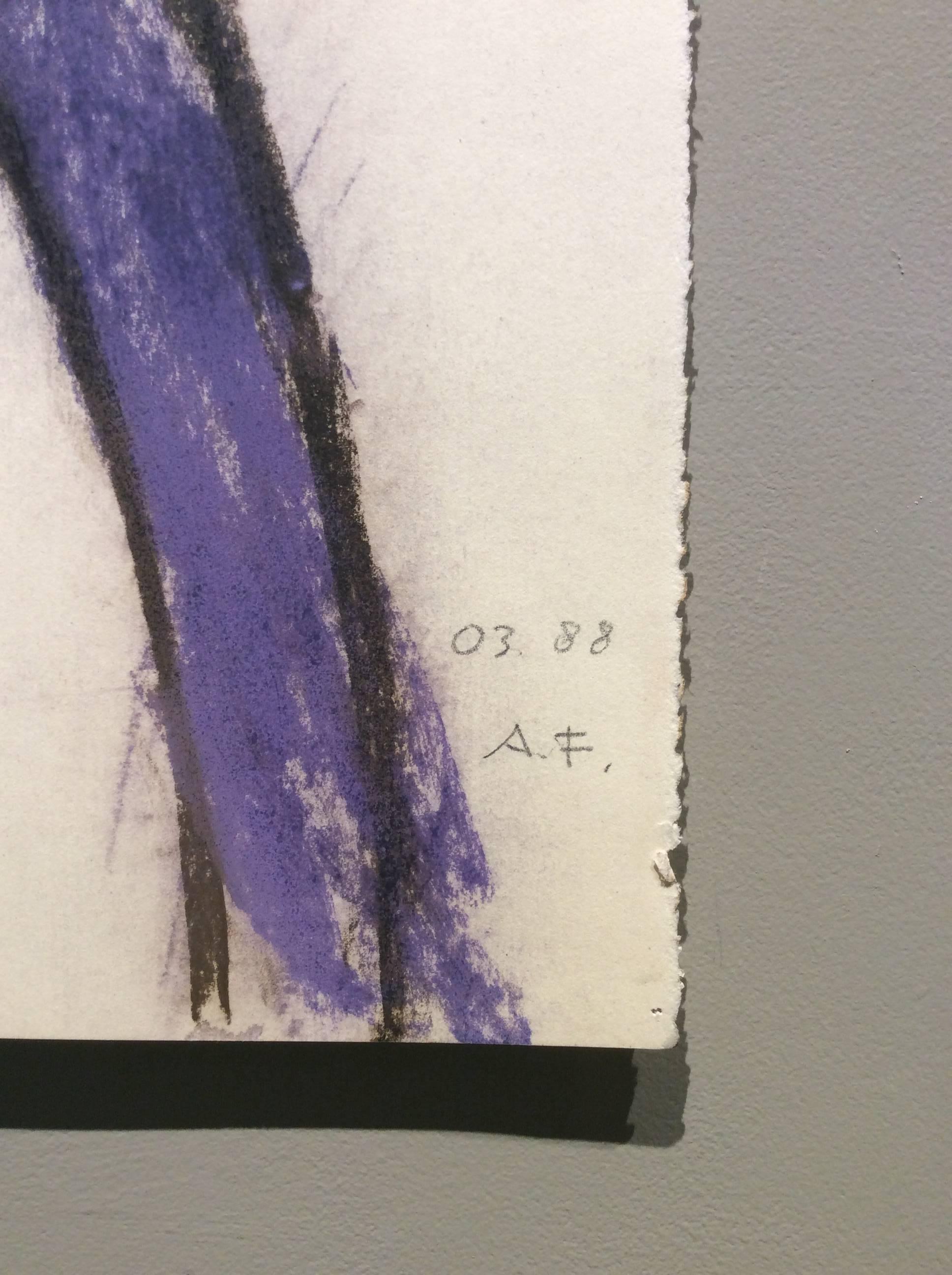 Fleur n°4 ( Nature morte botanique gestuelle abstraite en gris et violet) - Beige Abstract Drawing par Anne Francey