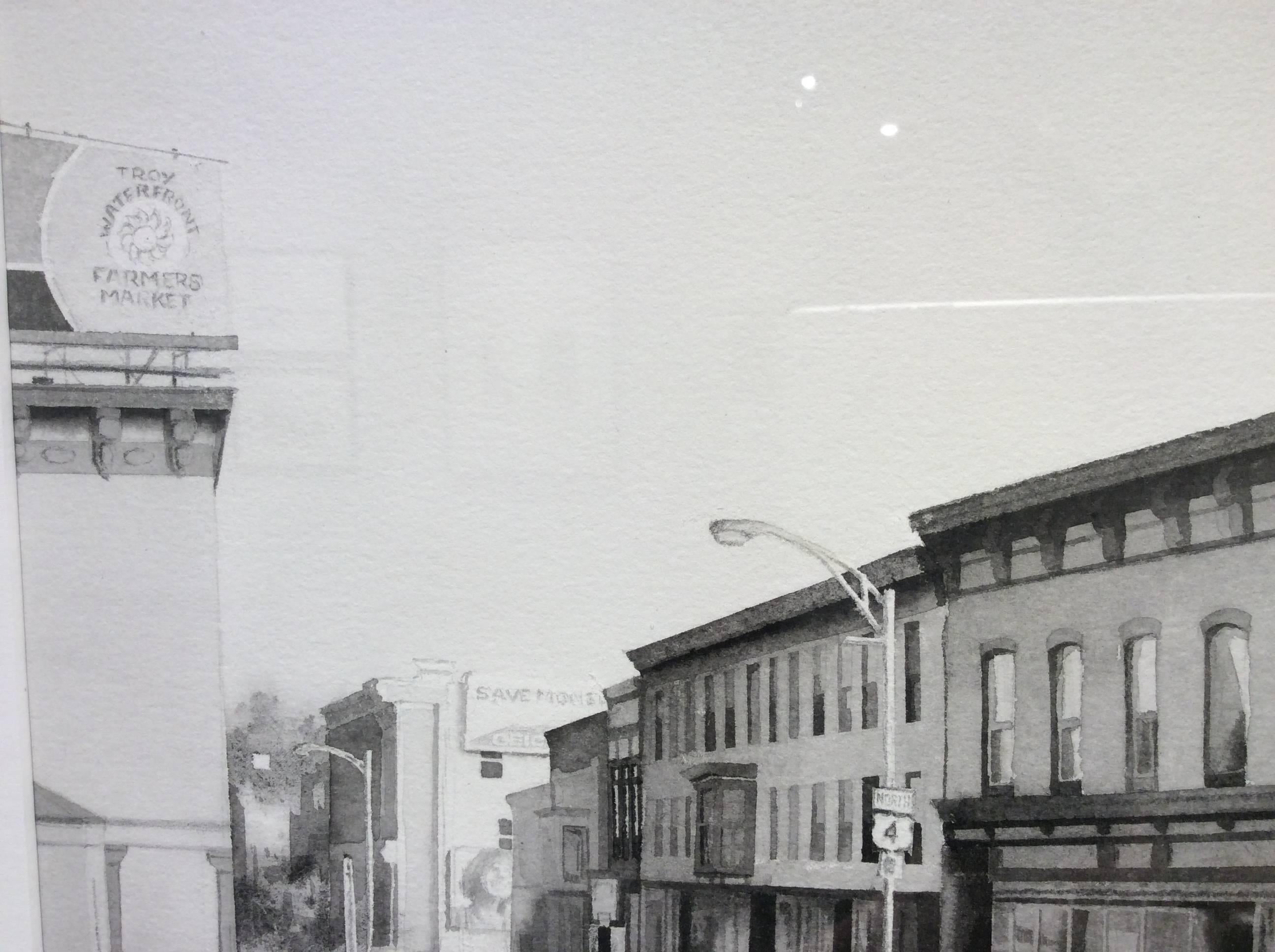King Street, Troy (moderne, realistische Stadtlandschaft in Schwarz-Weiß-Aquarell) (Grau), Figurative Art, von Scott Nelson Foster