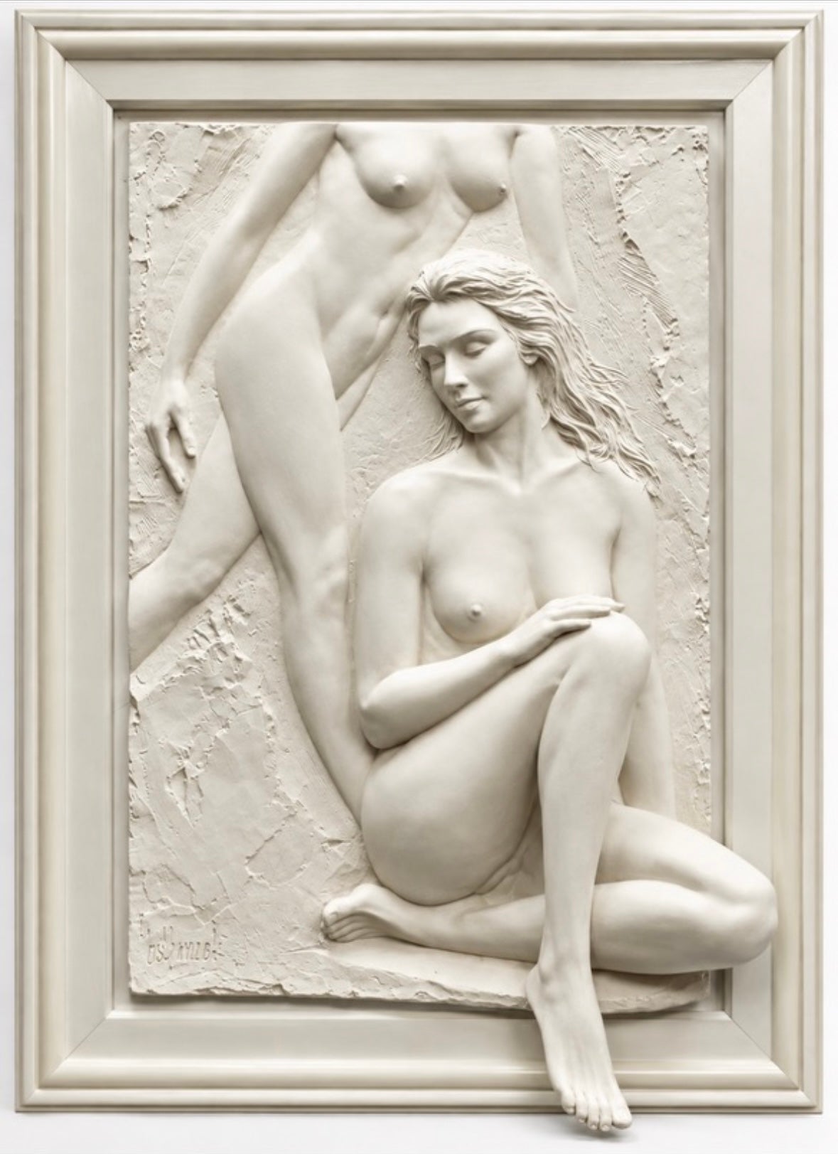 What are illusion sculptures?