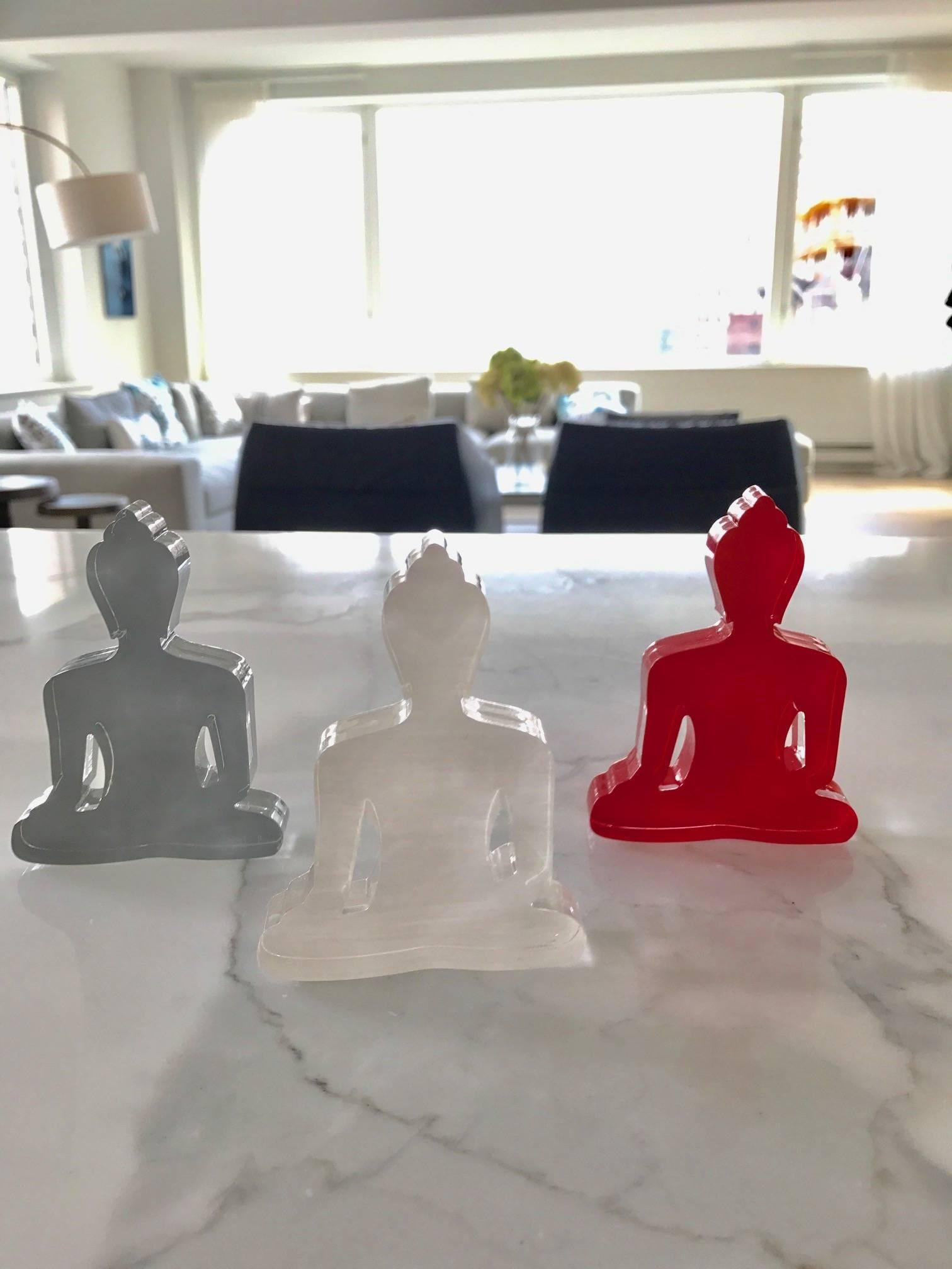 Unknown Figurative Sculpture - Trio mini buddha statue - White, Red and Grey