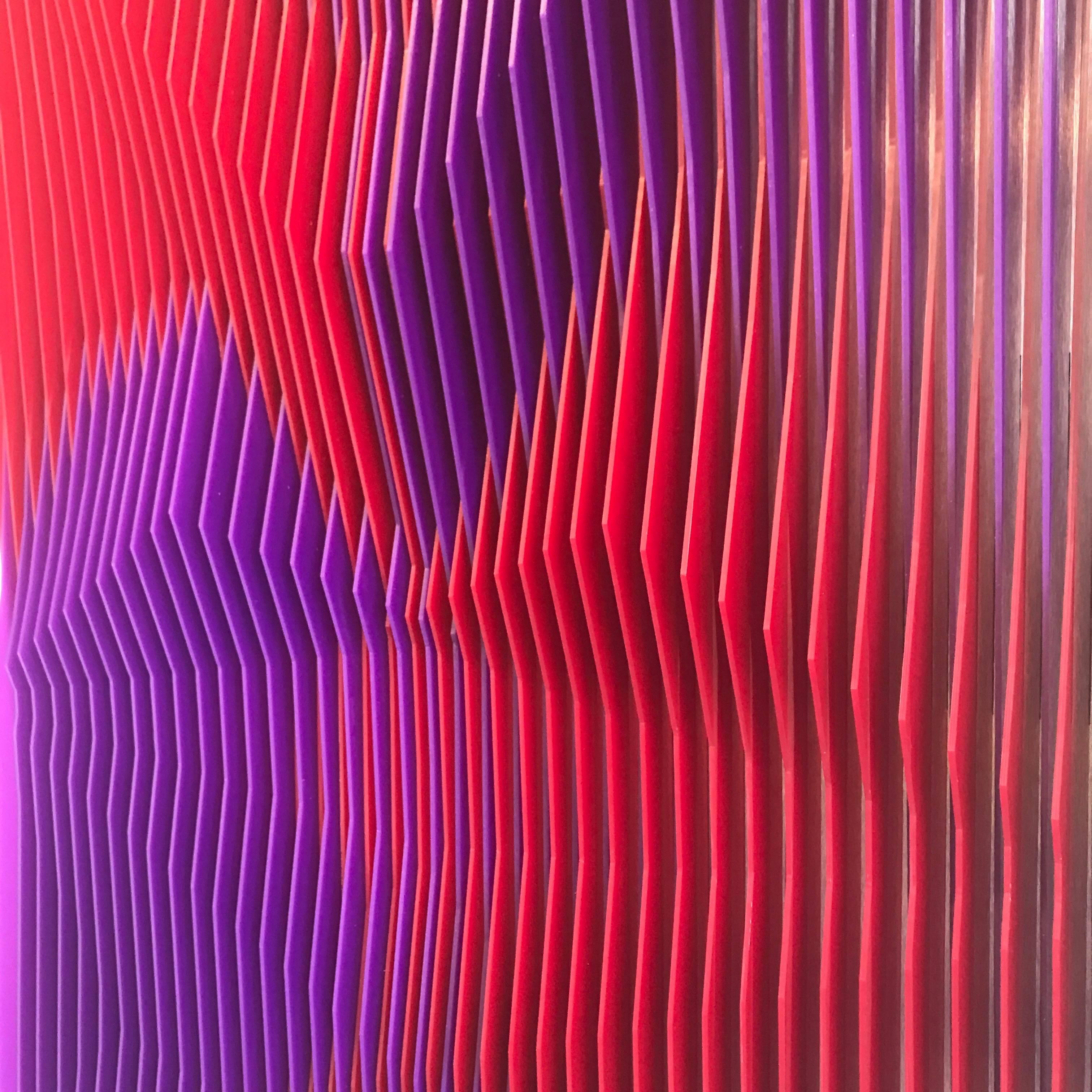xtapose 4 - Geometrische abstrakte kinetische Kunst von J. Margulis – Sculpture von Jose Margulis