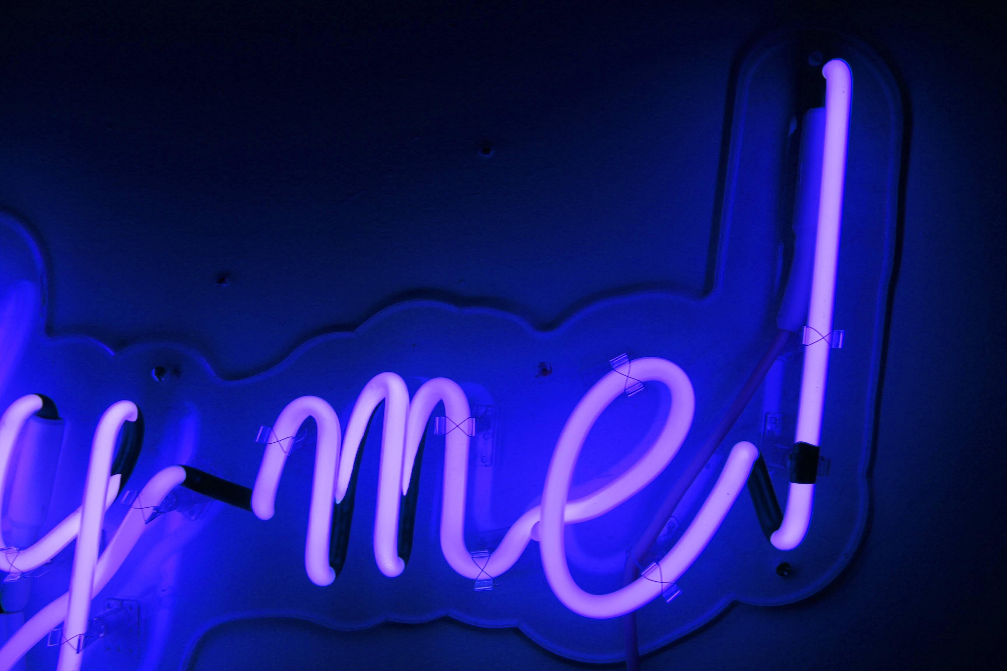 lucky neon