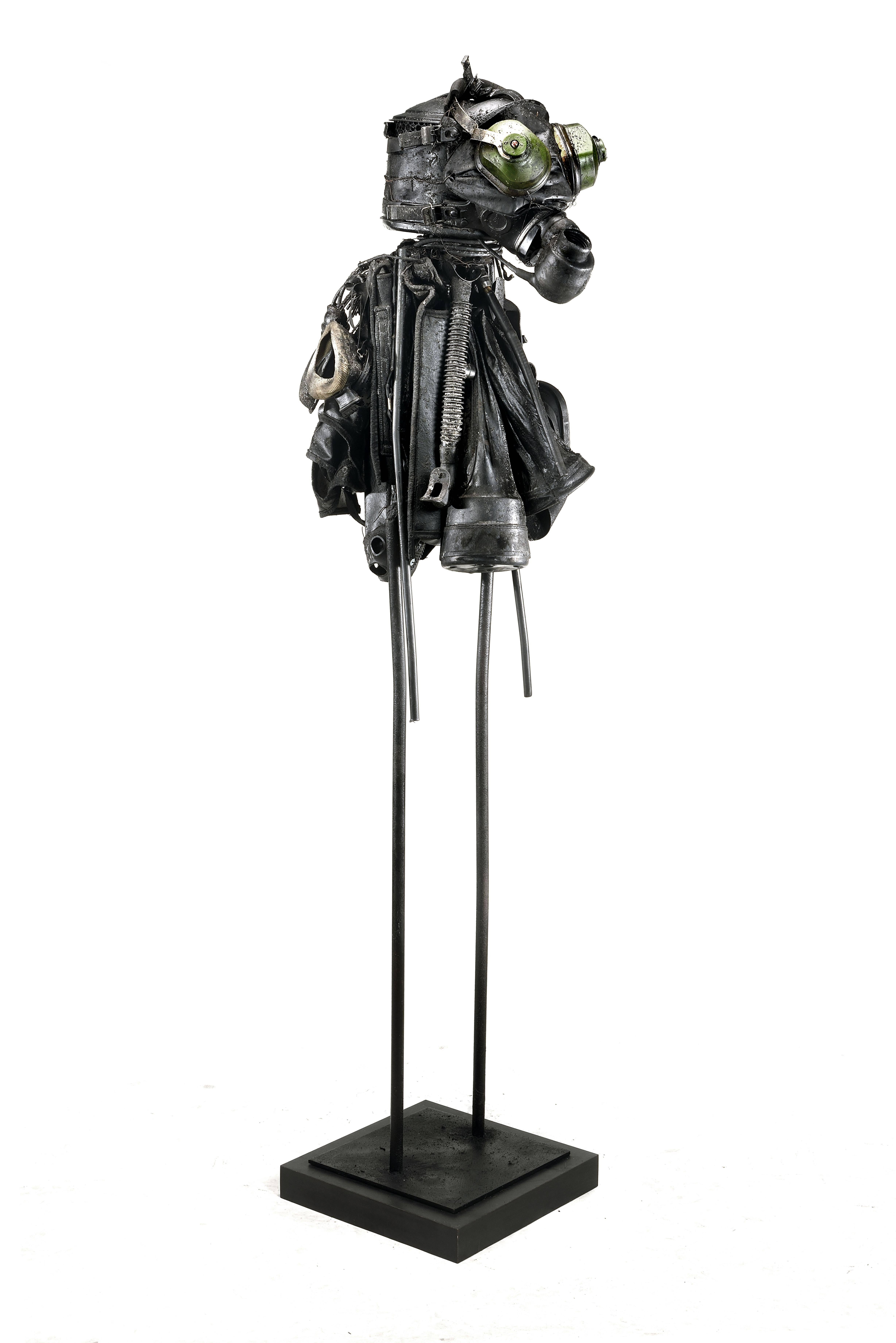 Bug - Contemporary Sculpture by Ronald Gonzalez