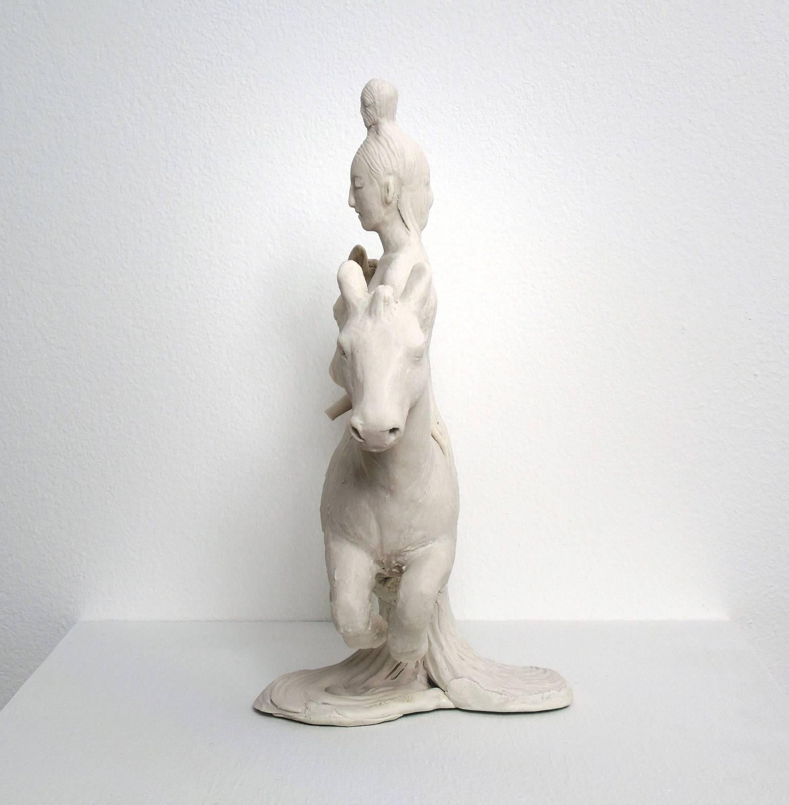 Goddess (white porcelain two sided figure) - Contemporary Sculpture by Robin Whiteman