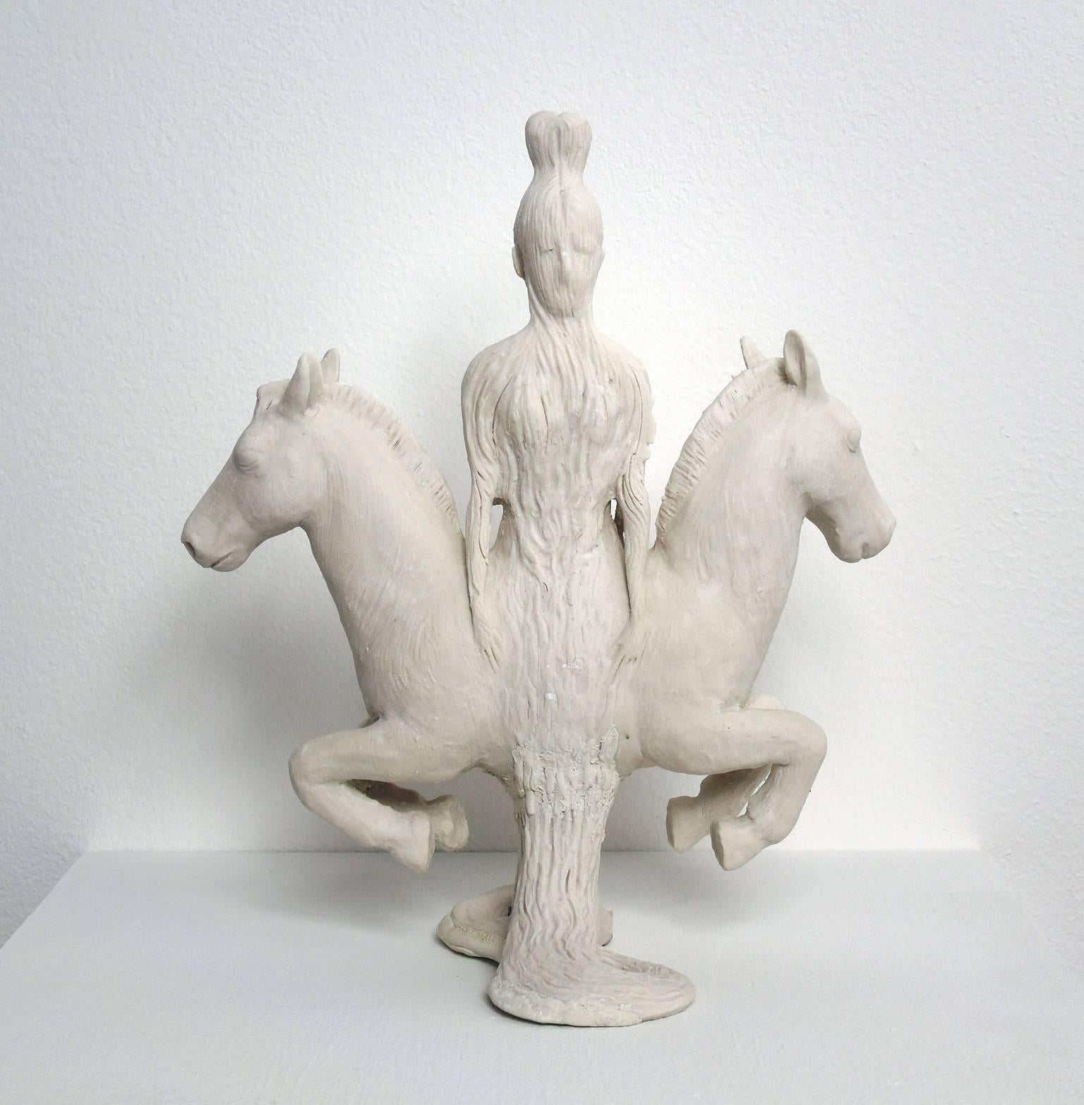 Goddess (white porcelain two sided figure) - Gray Figurative Sculpture by Robin Whiteman