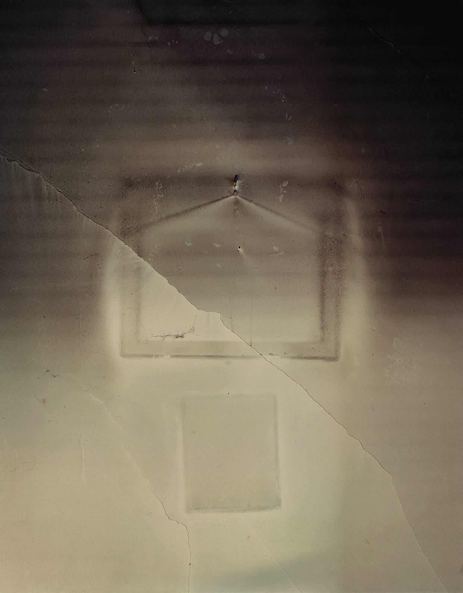 Erik Pawassar Still-Life Photograph - Persephone VIII   ( 40 x 31" / 102 x 79cm ) 