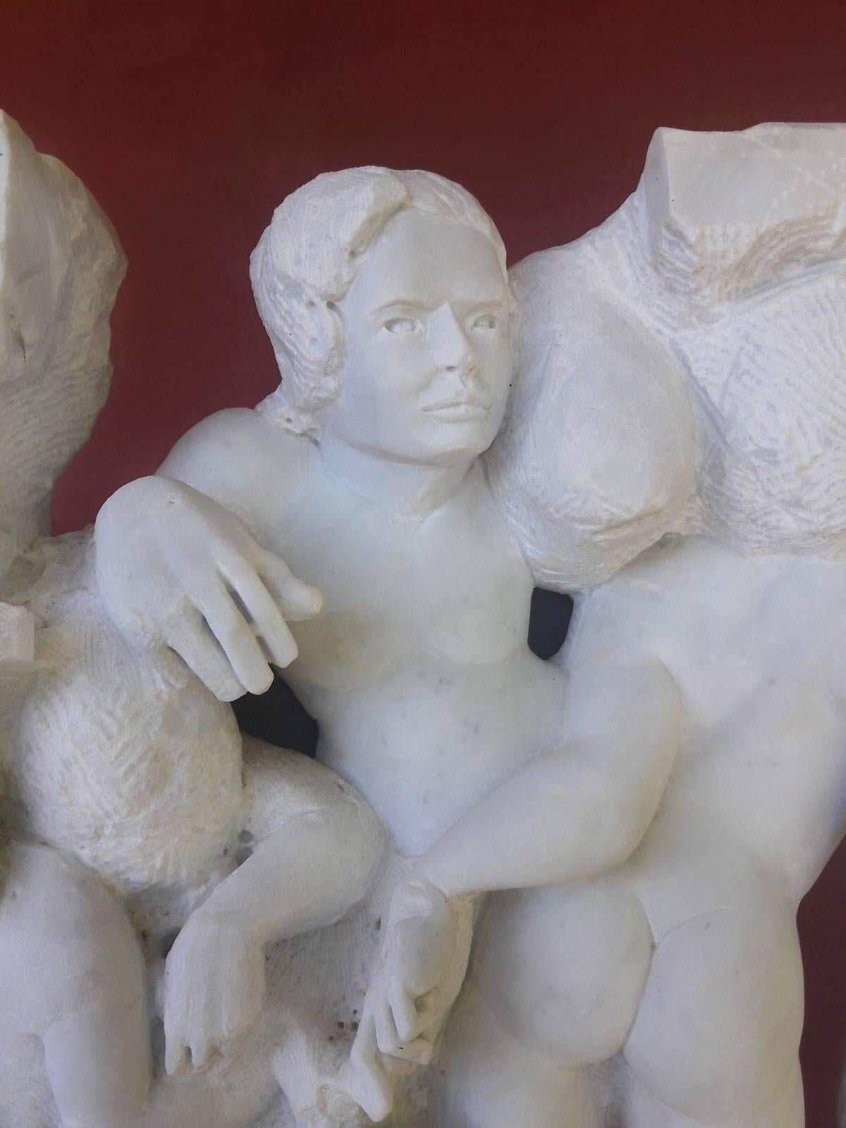 Danza ( Tanz) - handgeschnitzte figurative Fries-Reliefskulptur aus Carrara-Marmor im Angebot 6