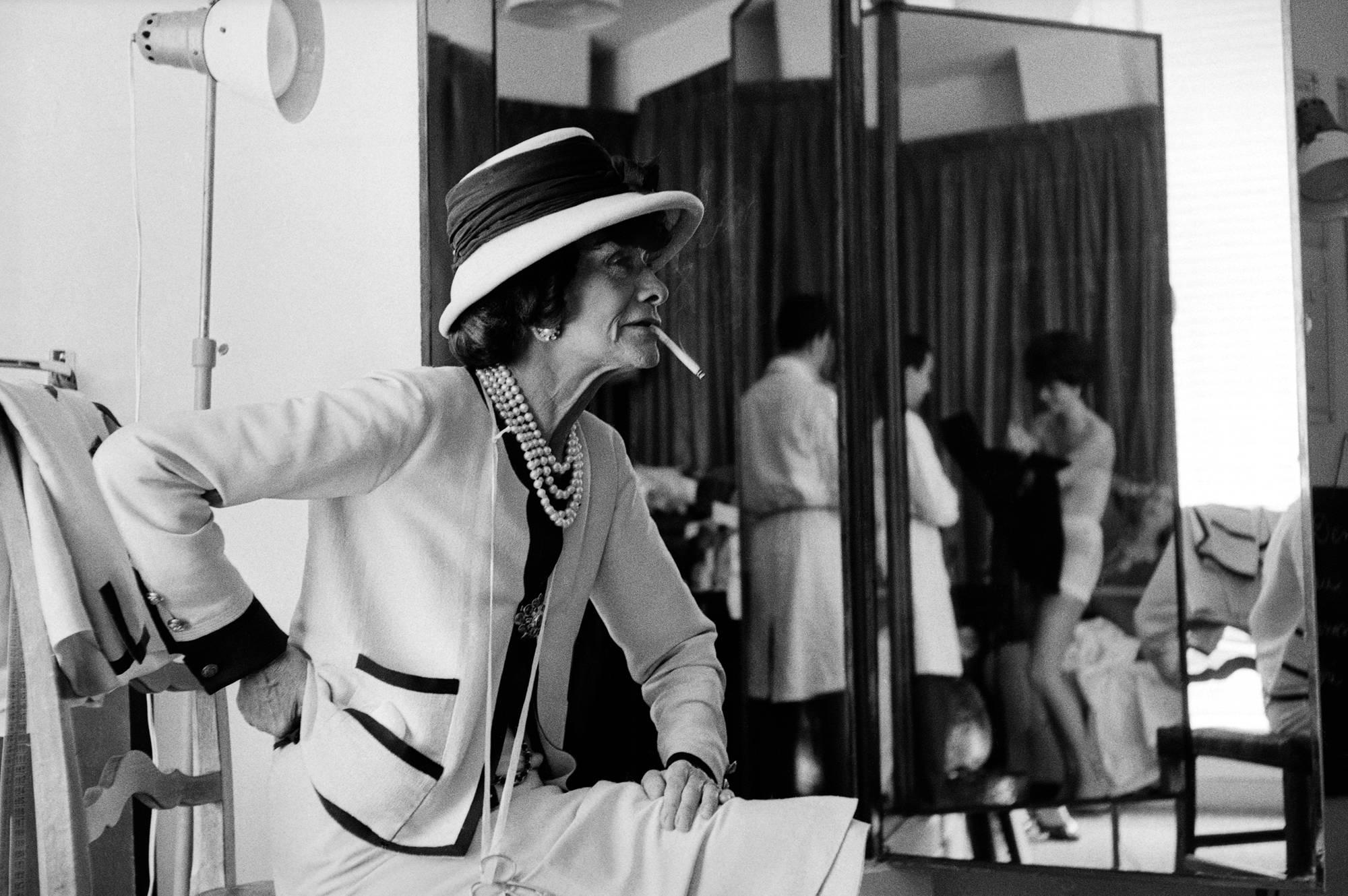Douglas Kirkland Portrait Photograph - Coco Chanel, Paris 1962