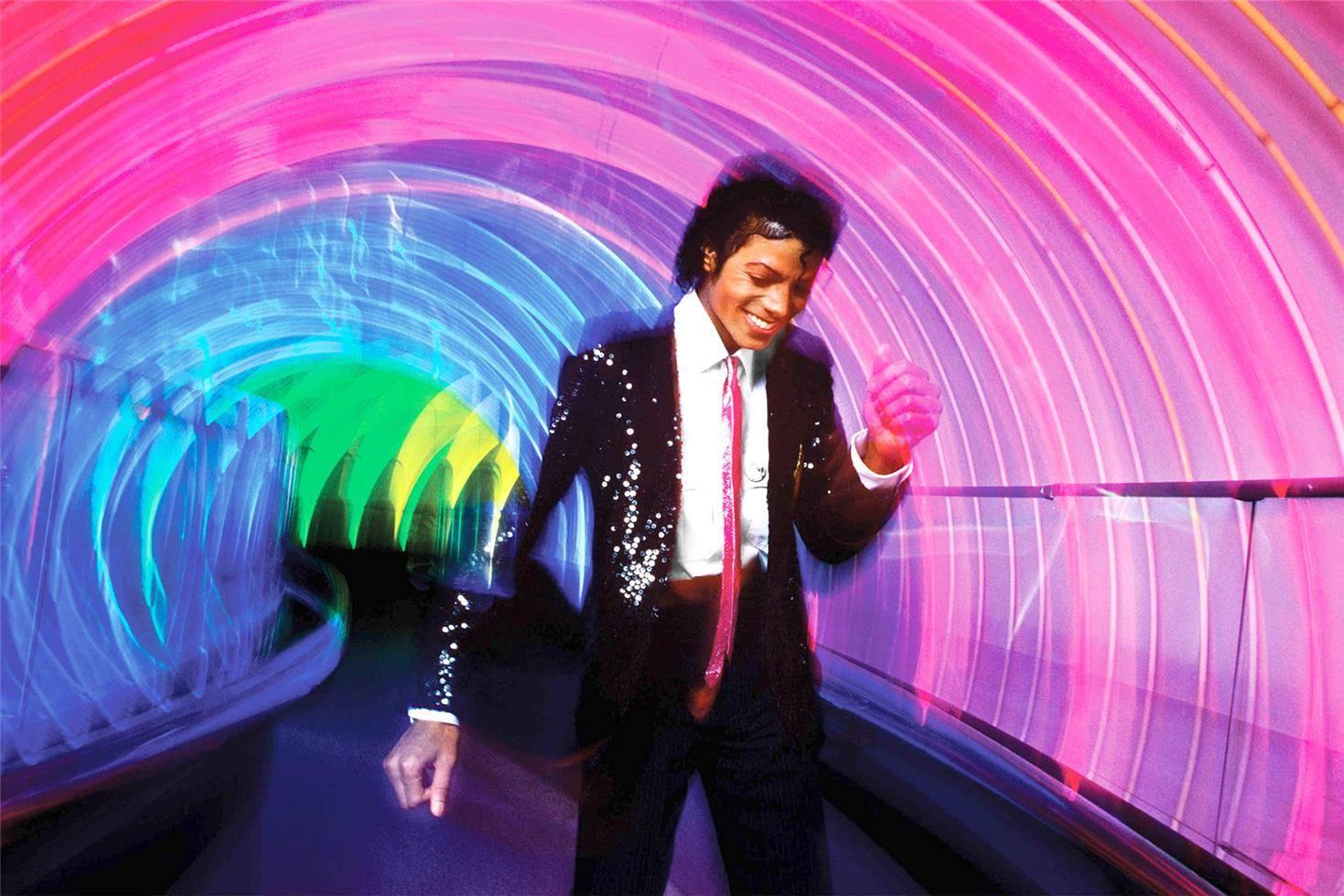 Lynn Goldsmith Portrait Photograph - Michael Jackson 1984